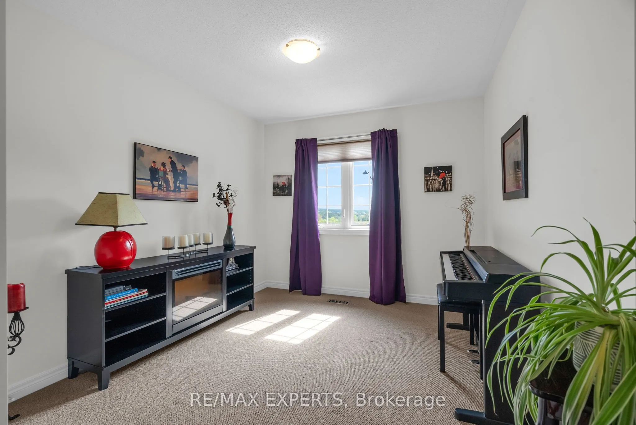 92 Robb Thompson Road