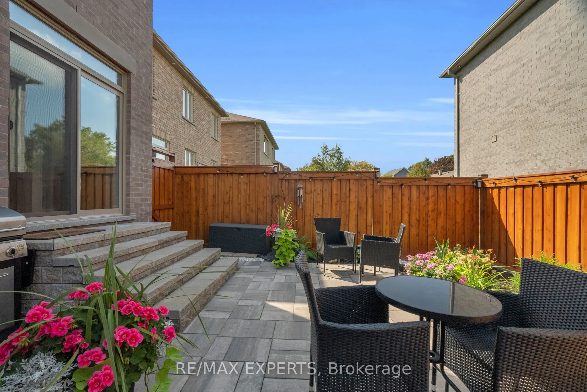 92 Robb Thompson Road