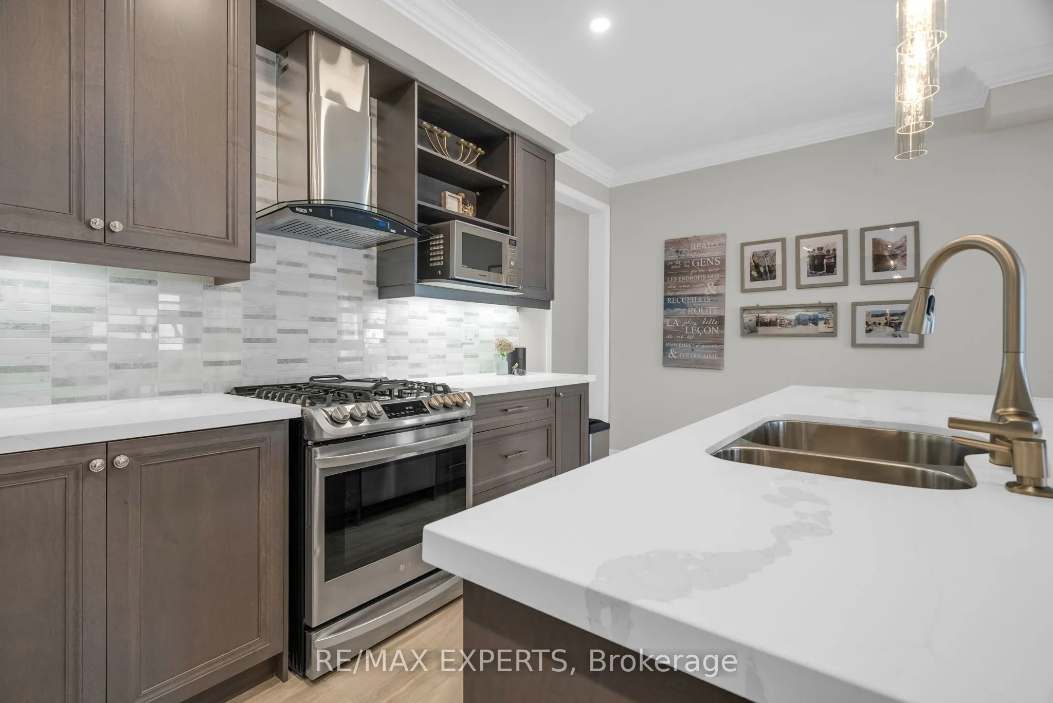 92 Robb Thompson Road