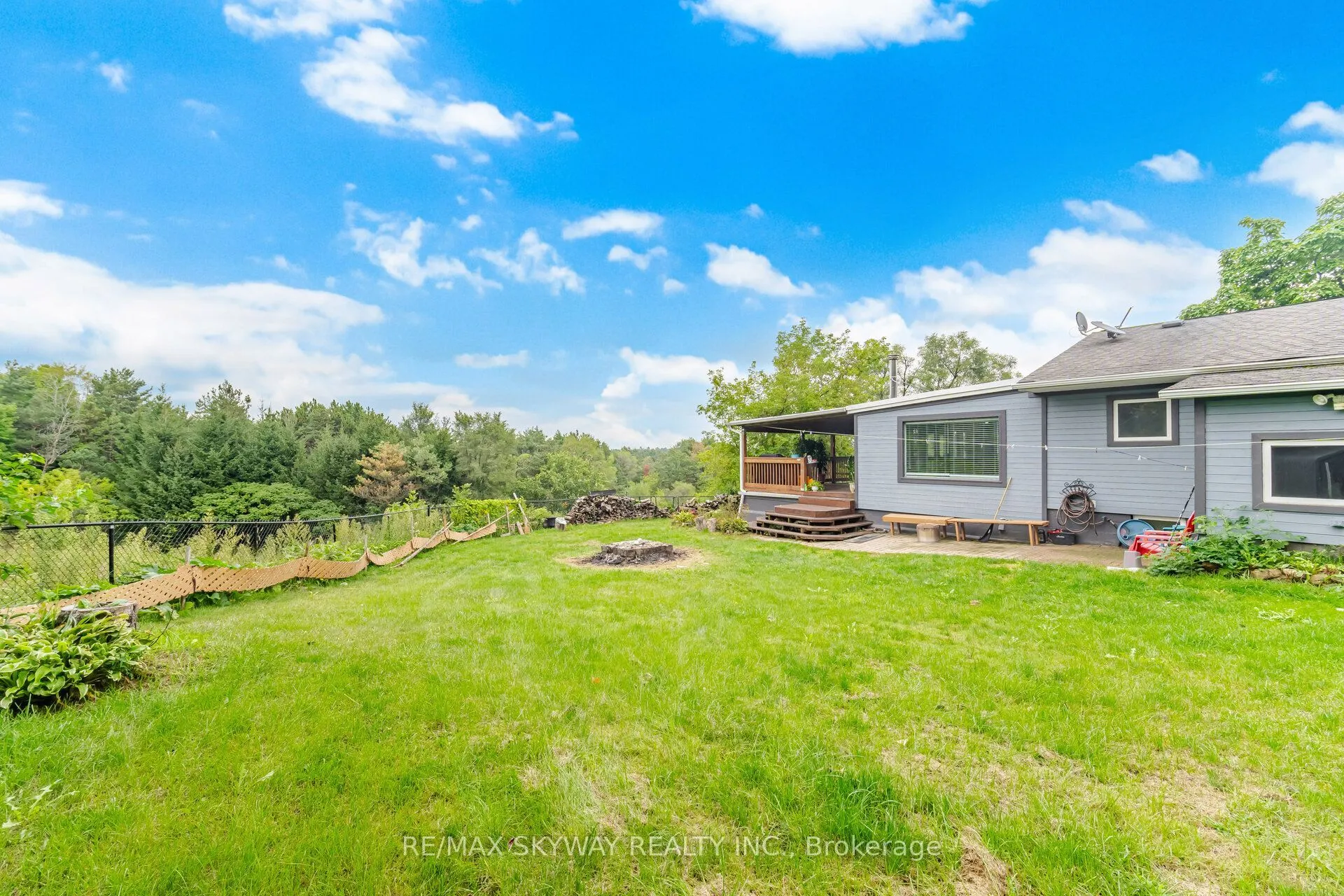 9476 Highway 9