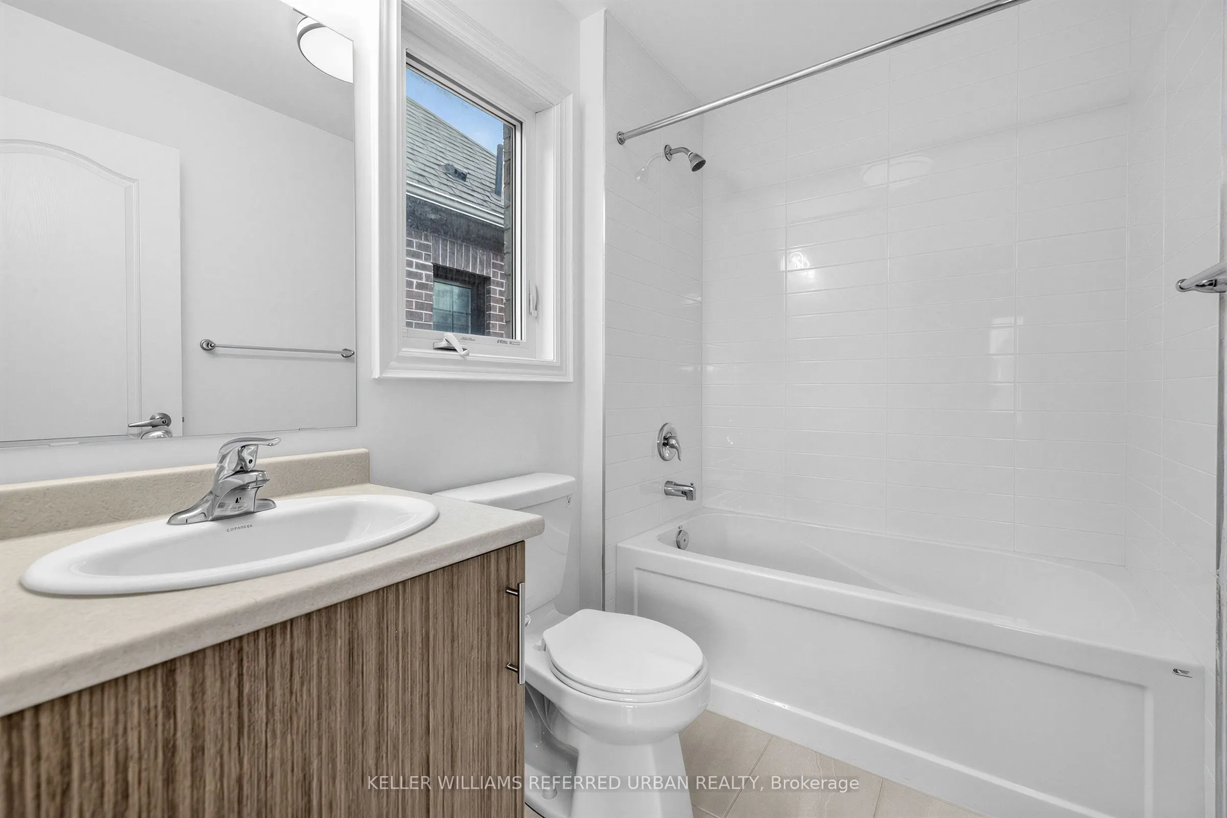 6 Sharonview Crescent