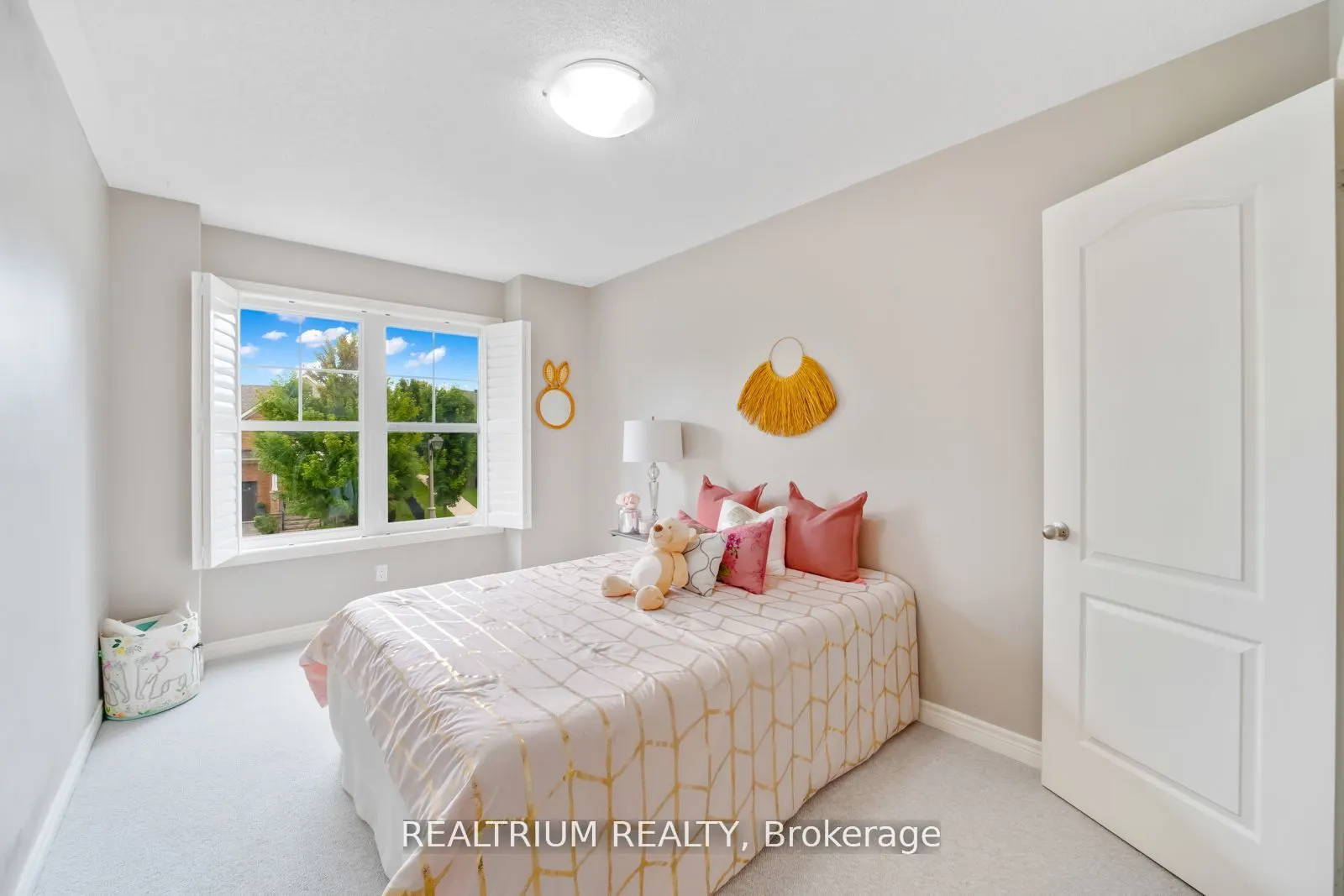 282 Sandale Road