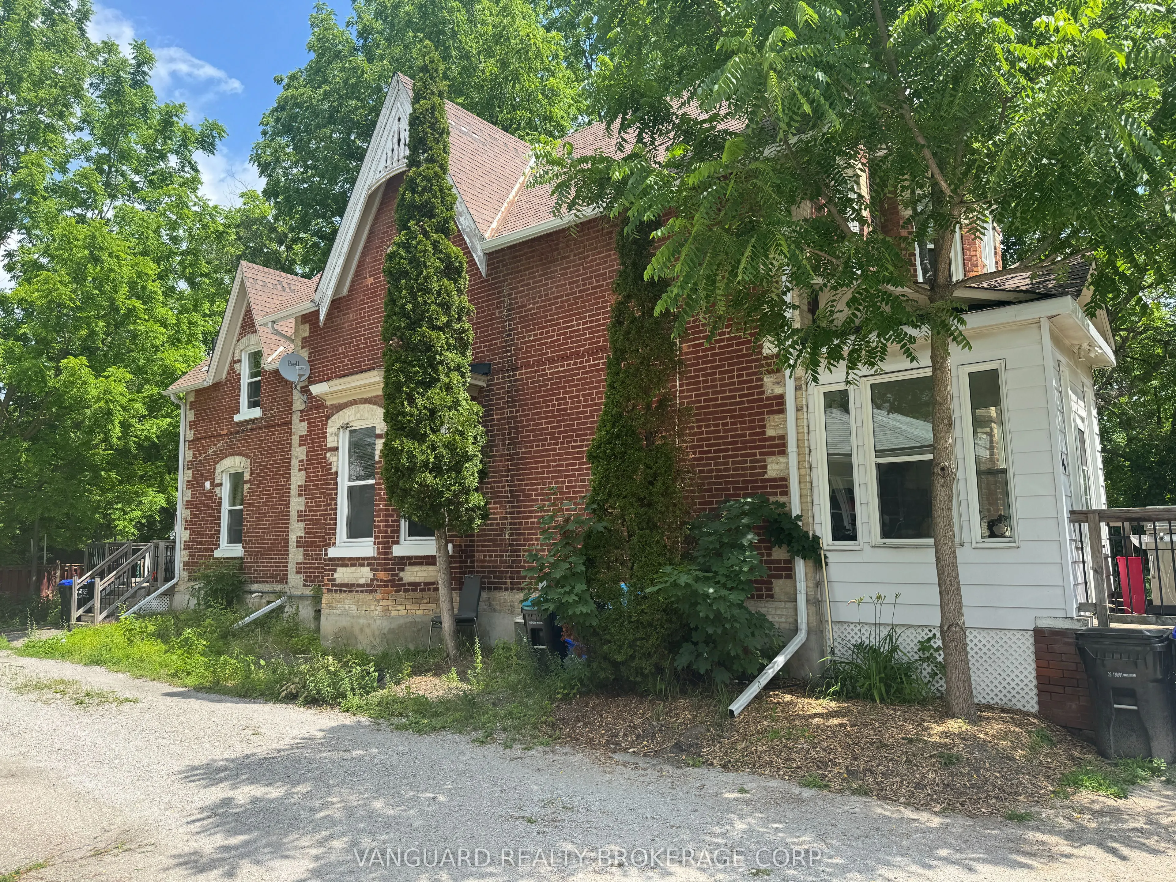 76 Wellington Street