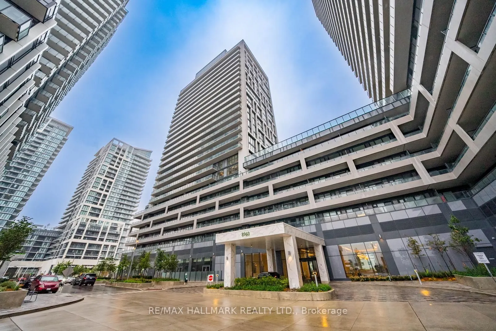 8960 Jane Street #1706