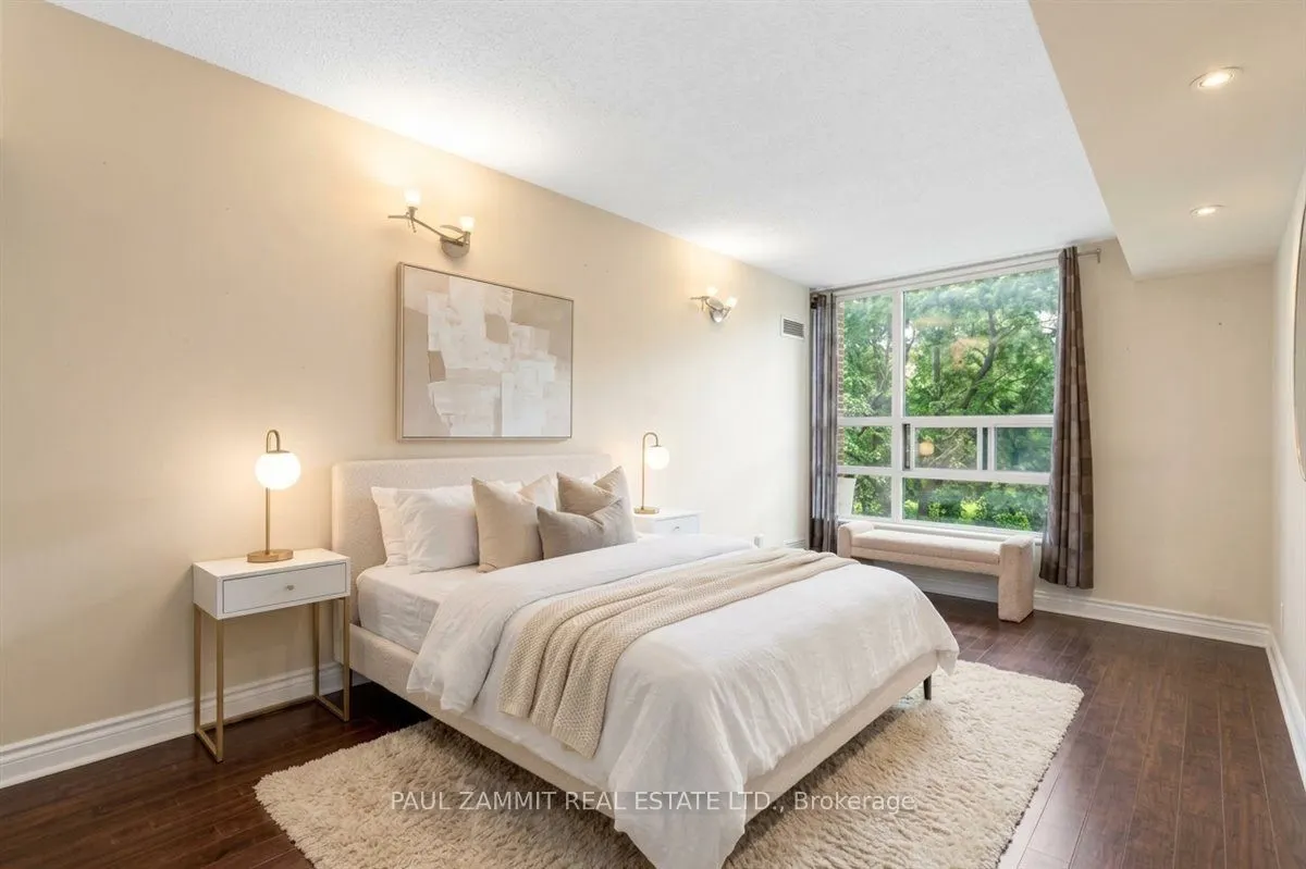 7905 Bayview Avenue #323