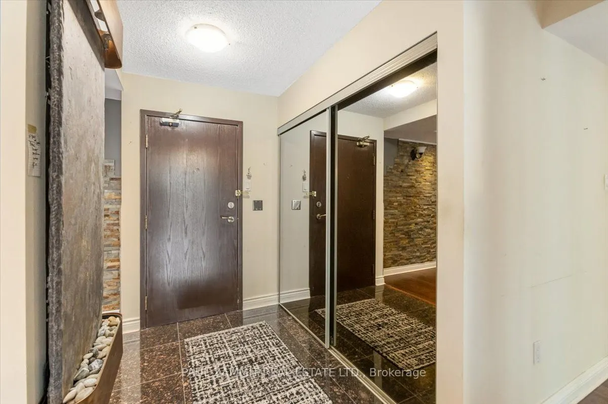 7905 Bayview Avenue #323