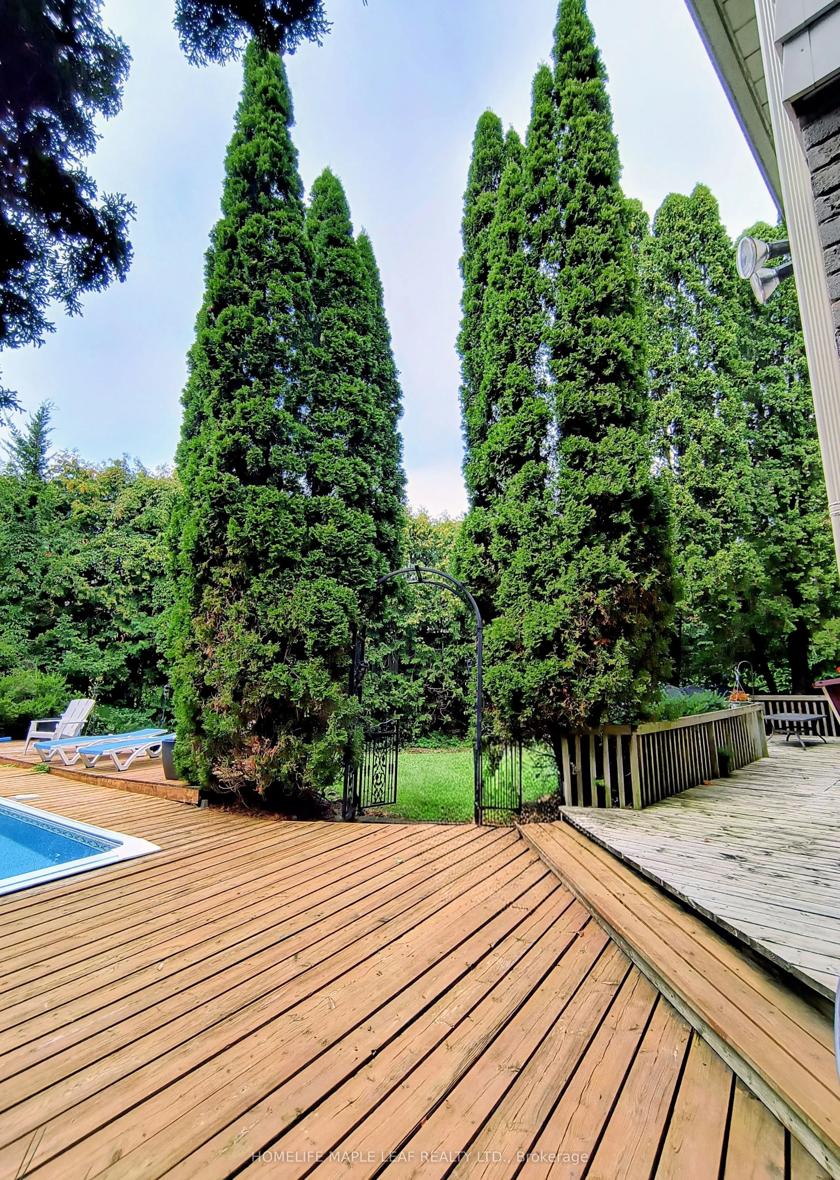 20 Brookfield Court