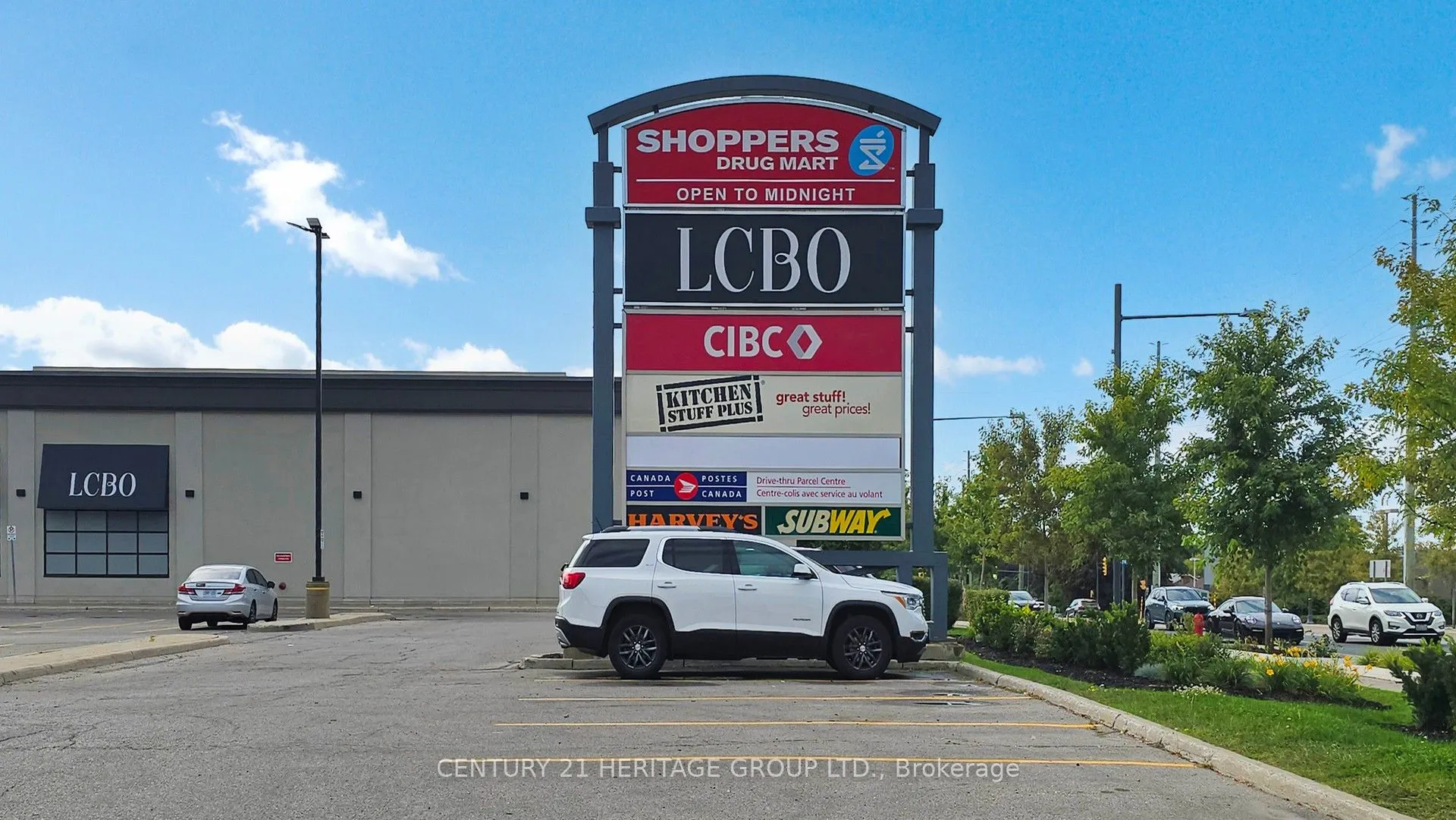 8888 Yonge Street #1205