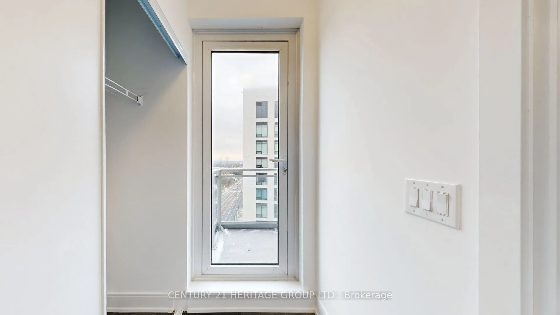 8888 Yonge Street #1205
