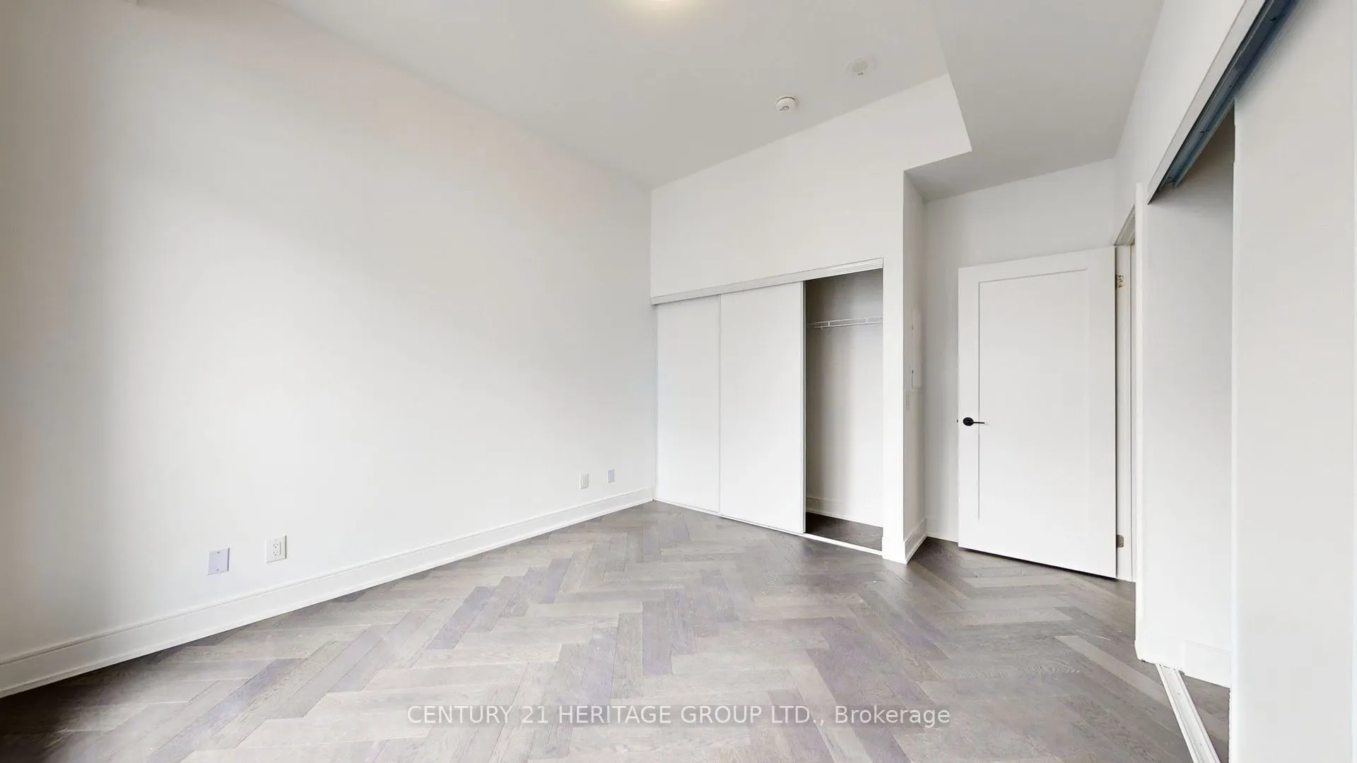 8888 Yonge Street #1205