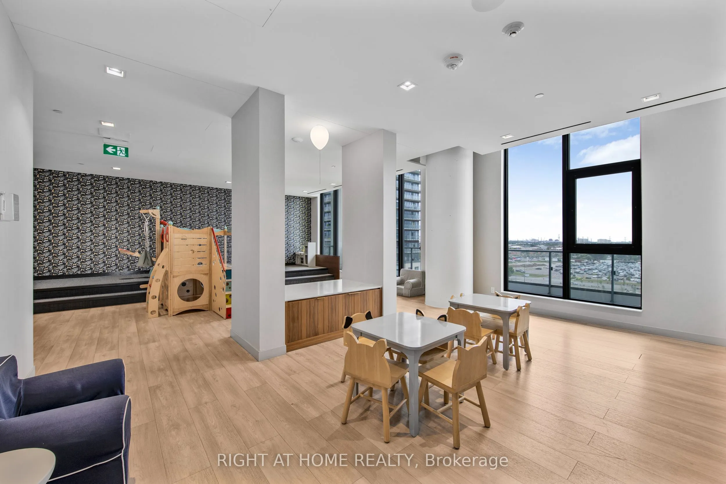 950 Portage Parkway #4507
