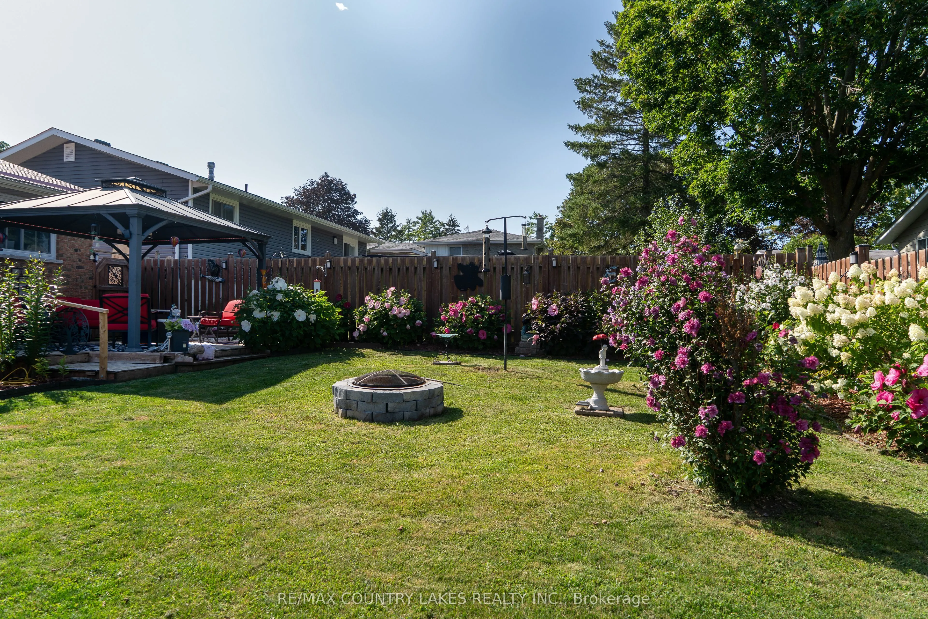 65 Beaver Ridge Drive
