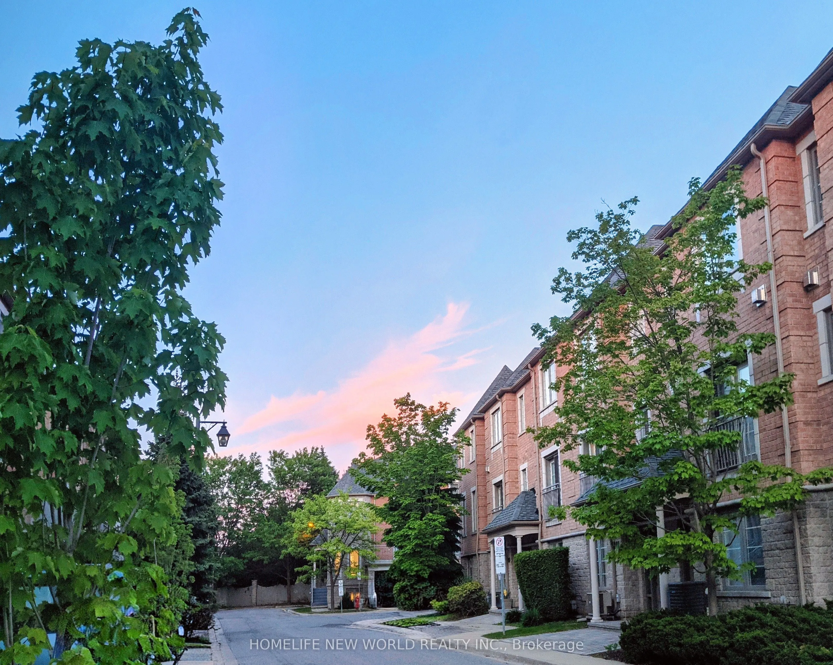 9133 Bayview Avenue #38
