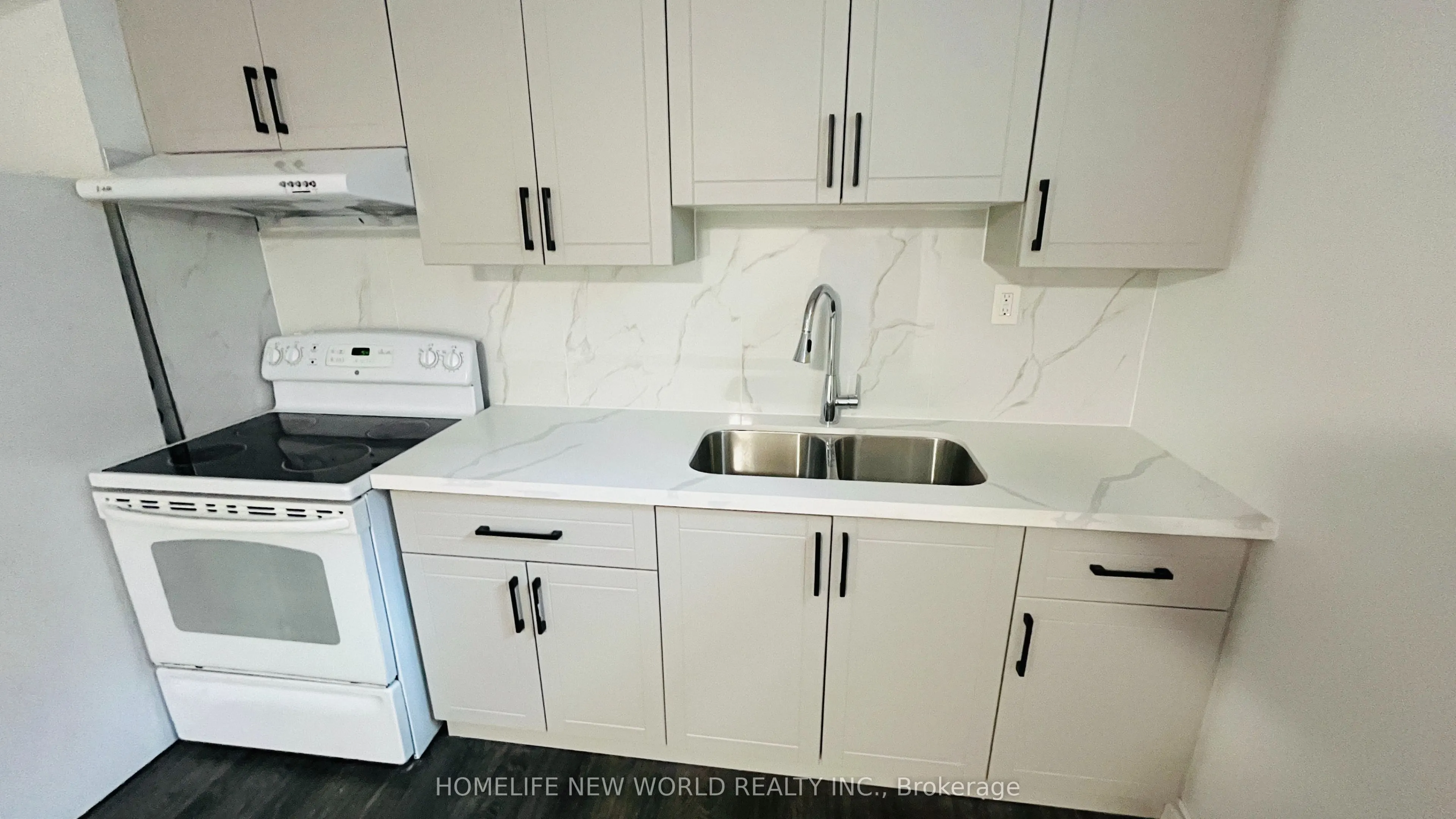 38 Weldrick Road W #Lower