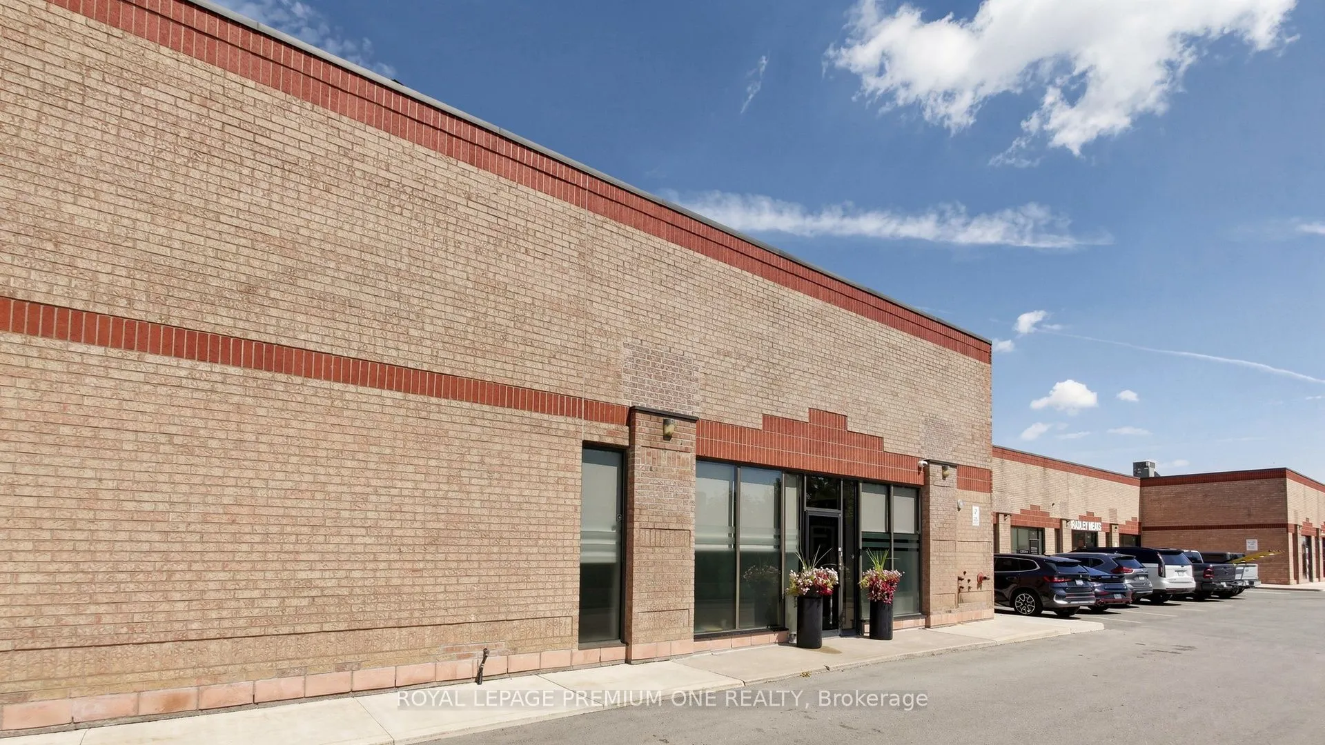 445 Edgeley Boulevard #8