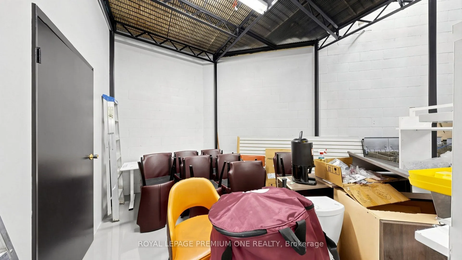 445 Edgeley Boulevard #8
