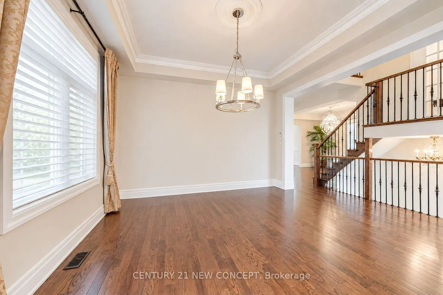 104 Burns Boulevard