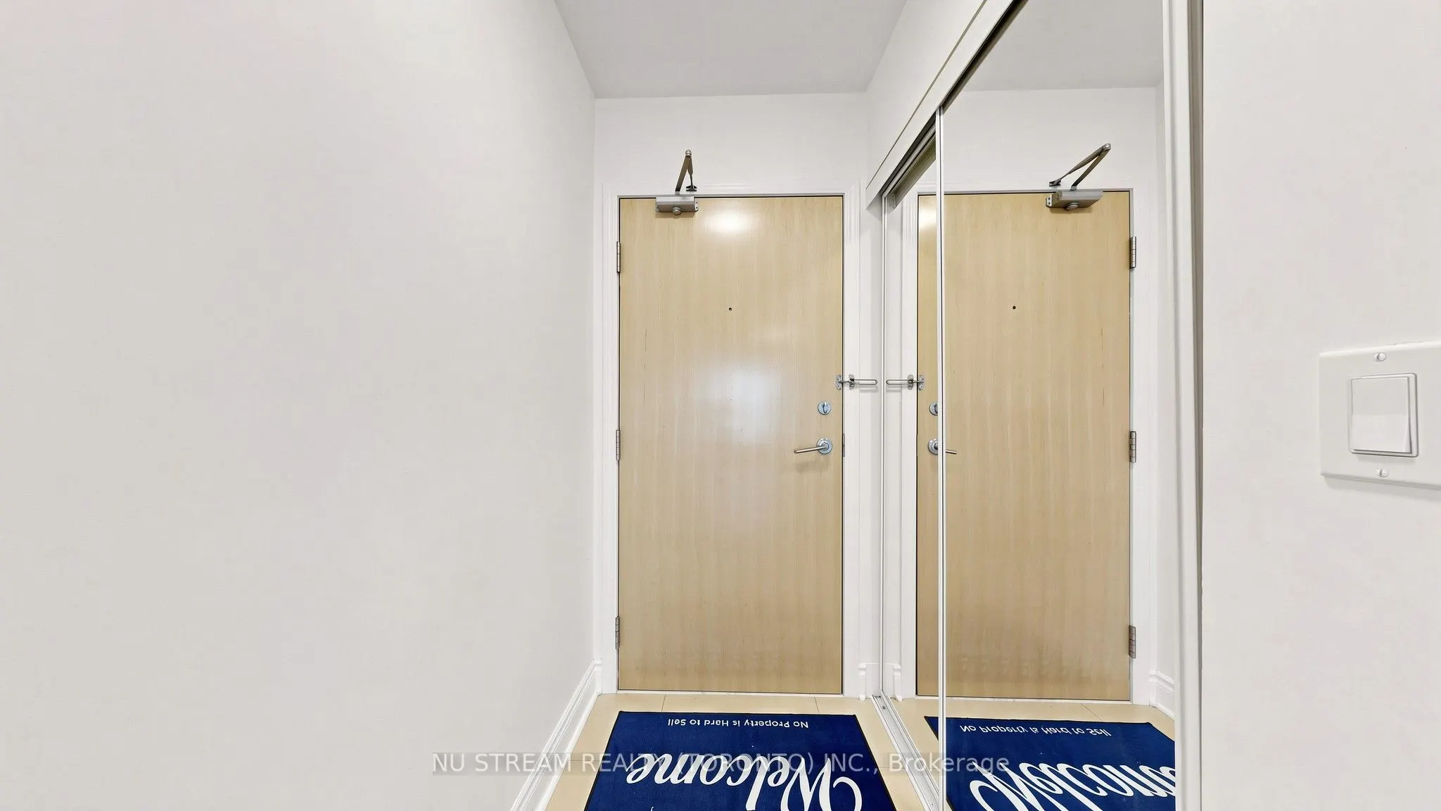 55 South Town Centre Boulevard #605