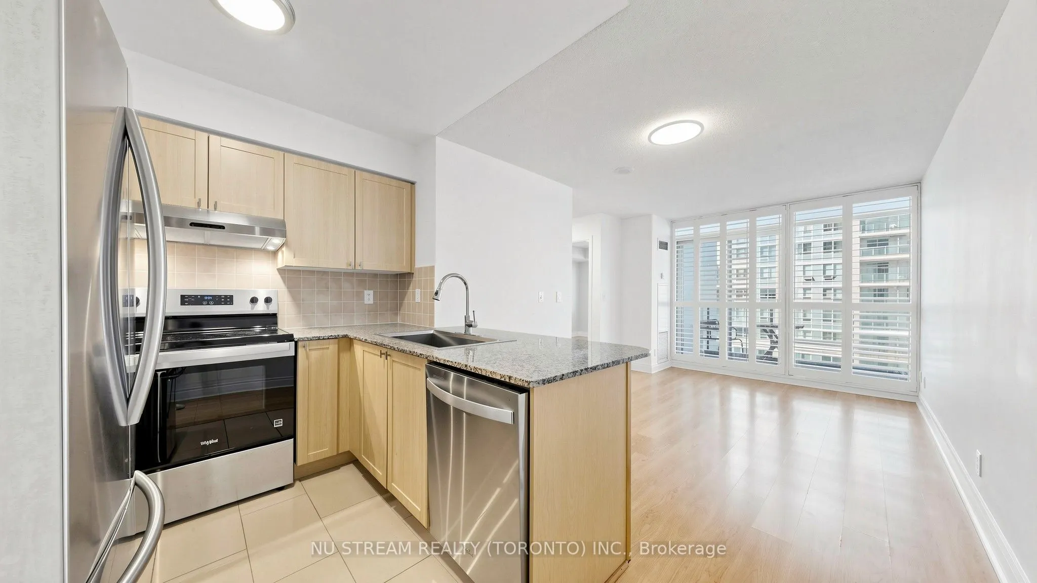 55 South Town Centre Boulevard #605