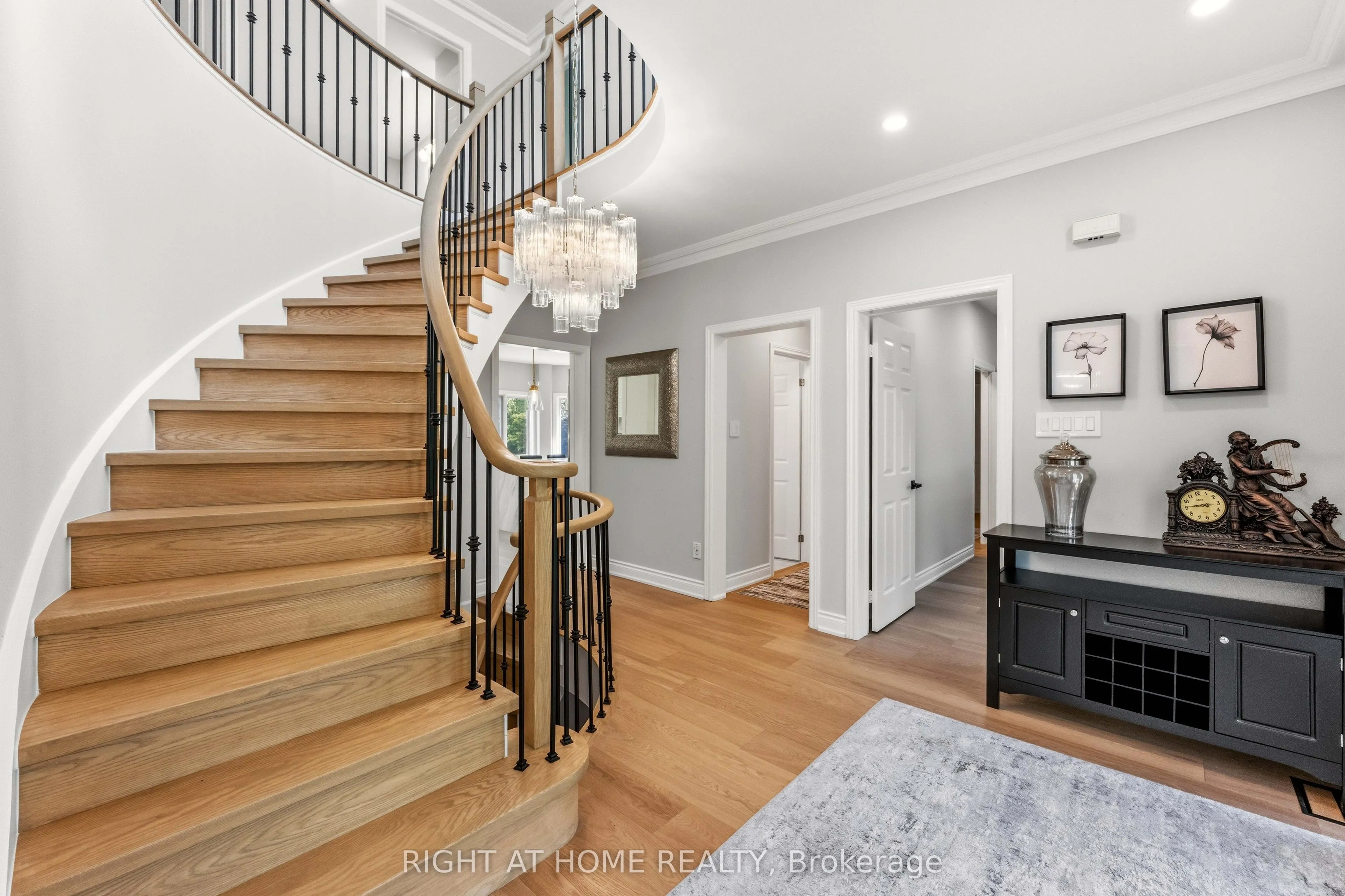 80 Edward Pottage Crescent