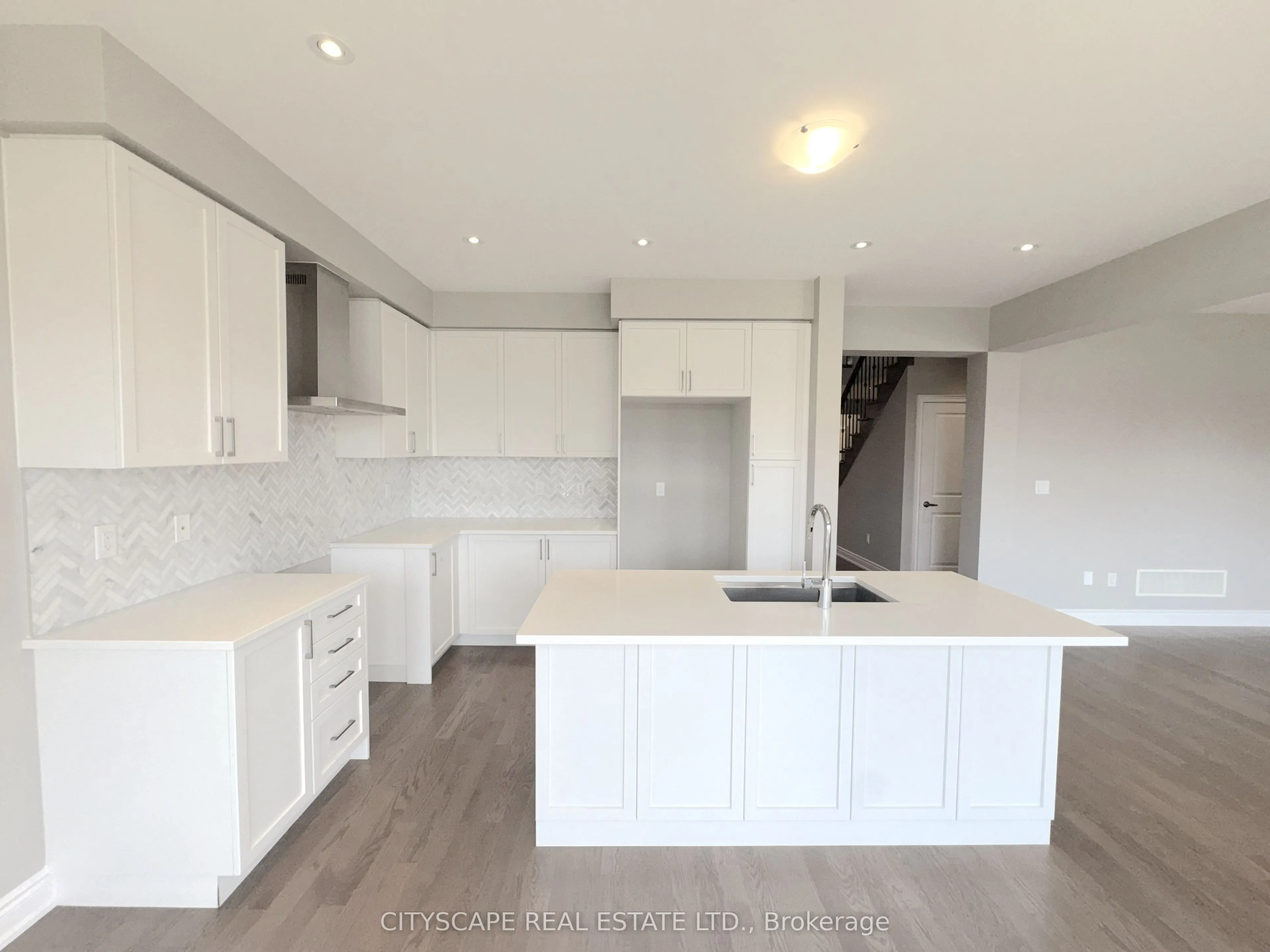 5 Pear Blossom Way