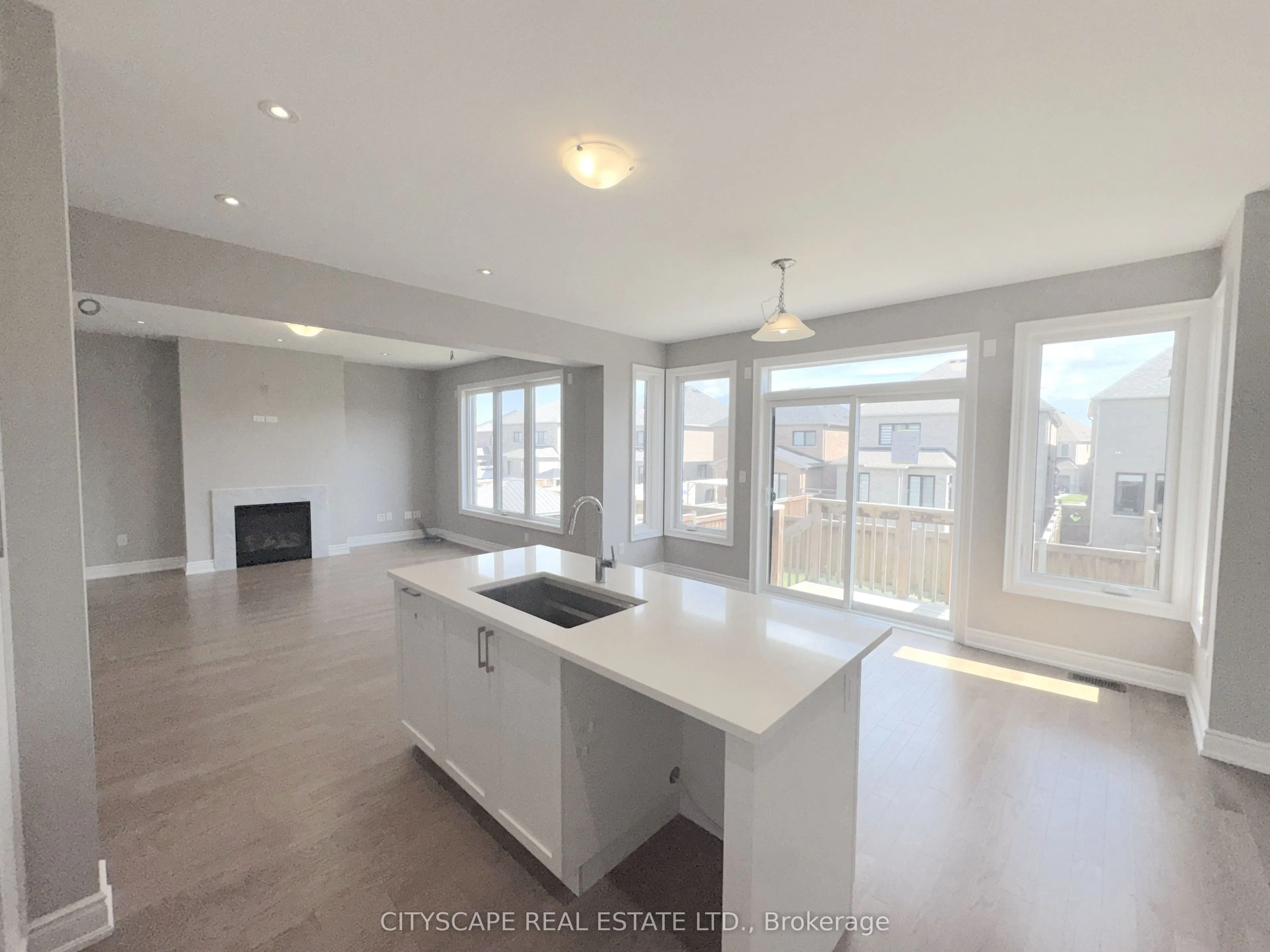 5 Pear Blossom Way