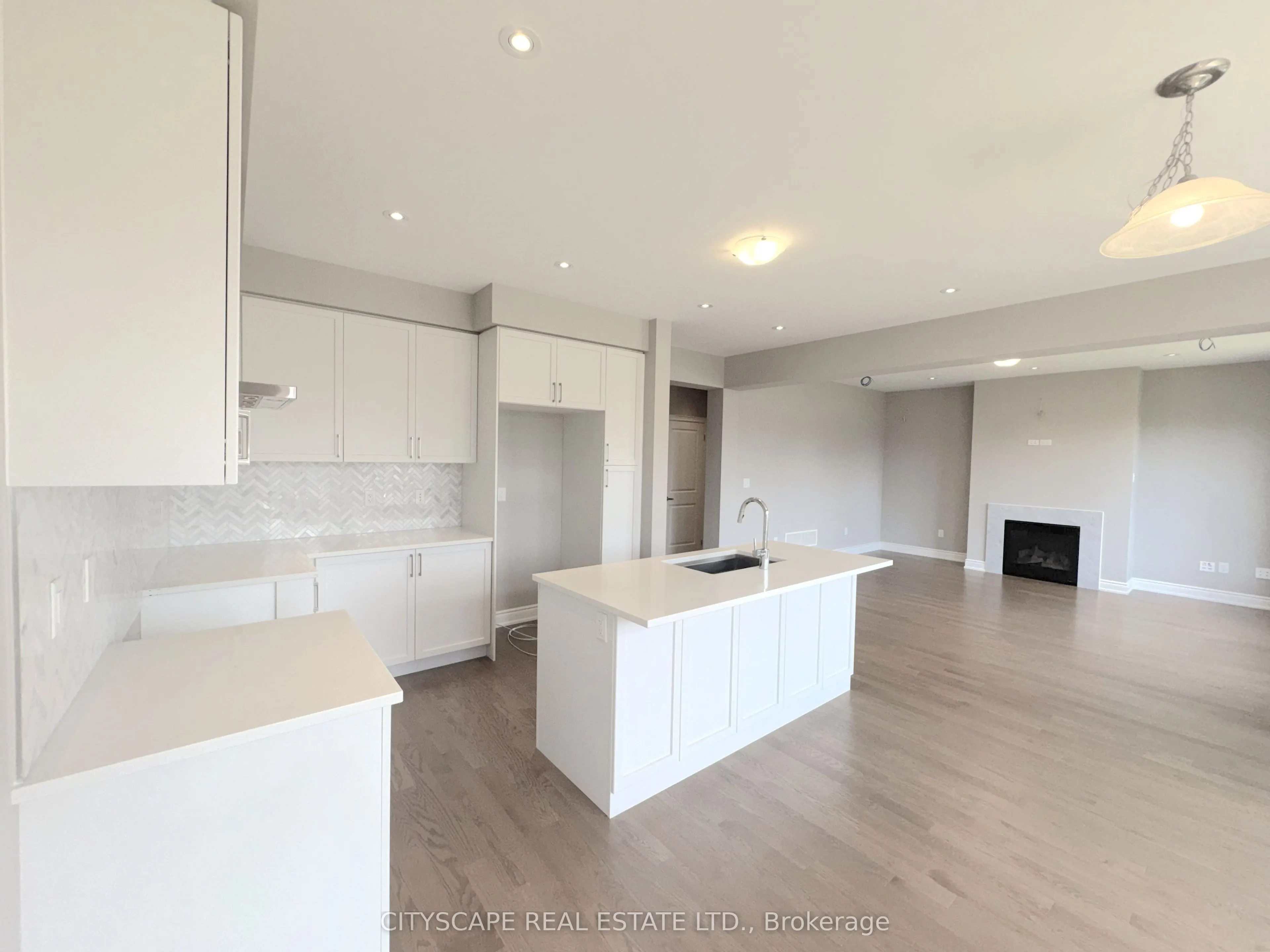 5 Pear Blossom Way