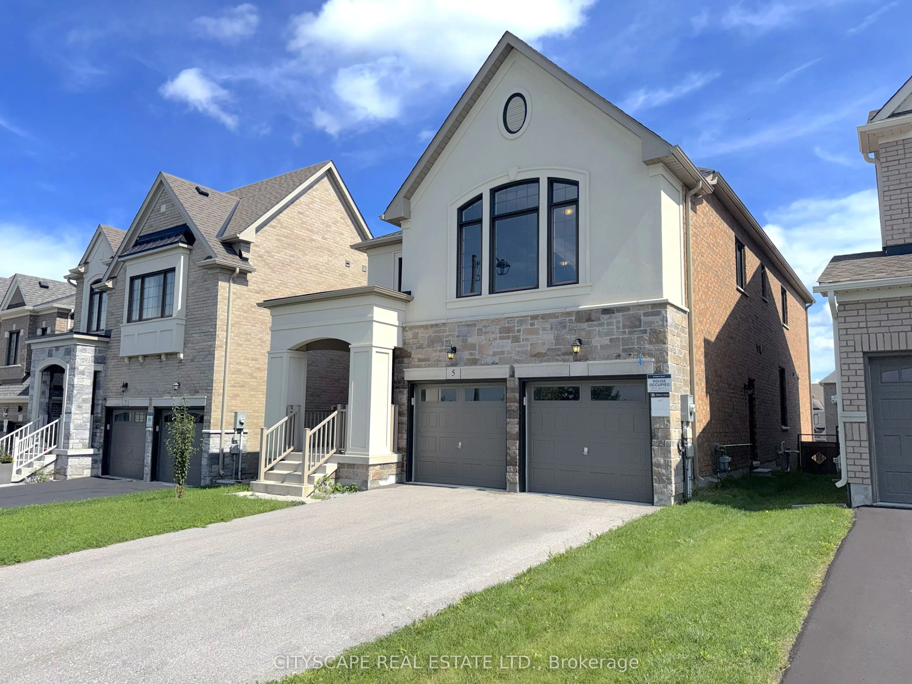 5 Pear Blossom Way