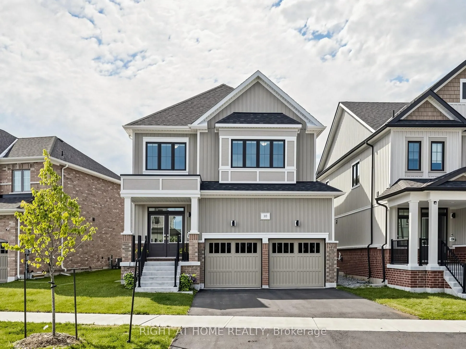 10 George Ellis Drive