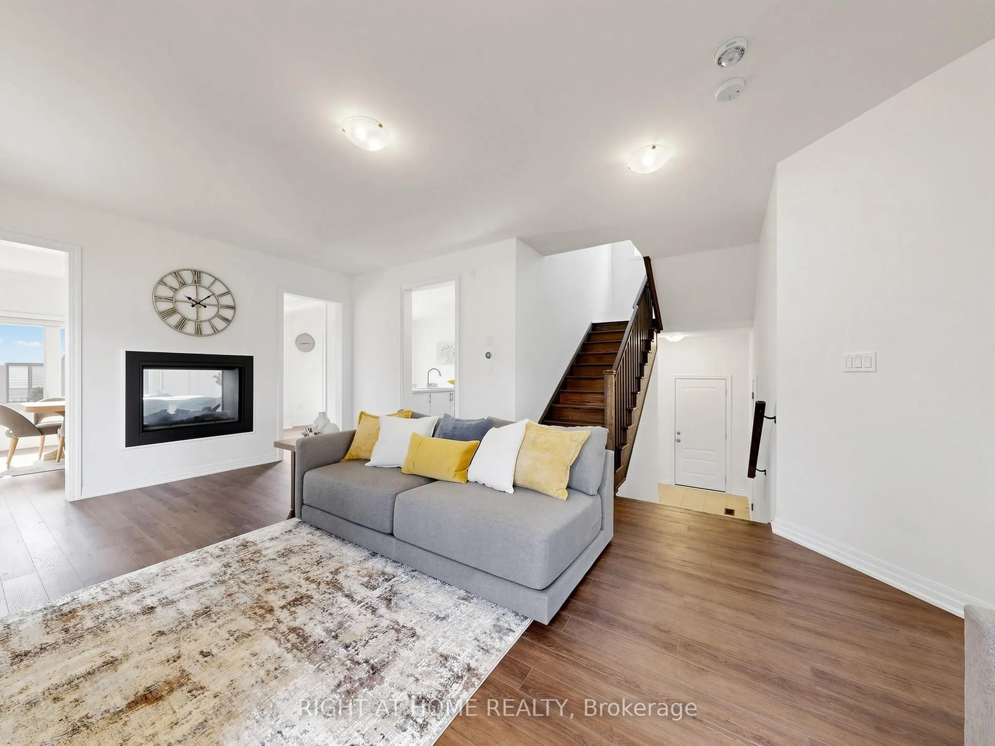 10 George Ellis Drive