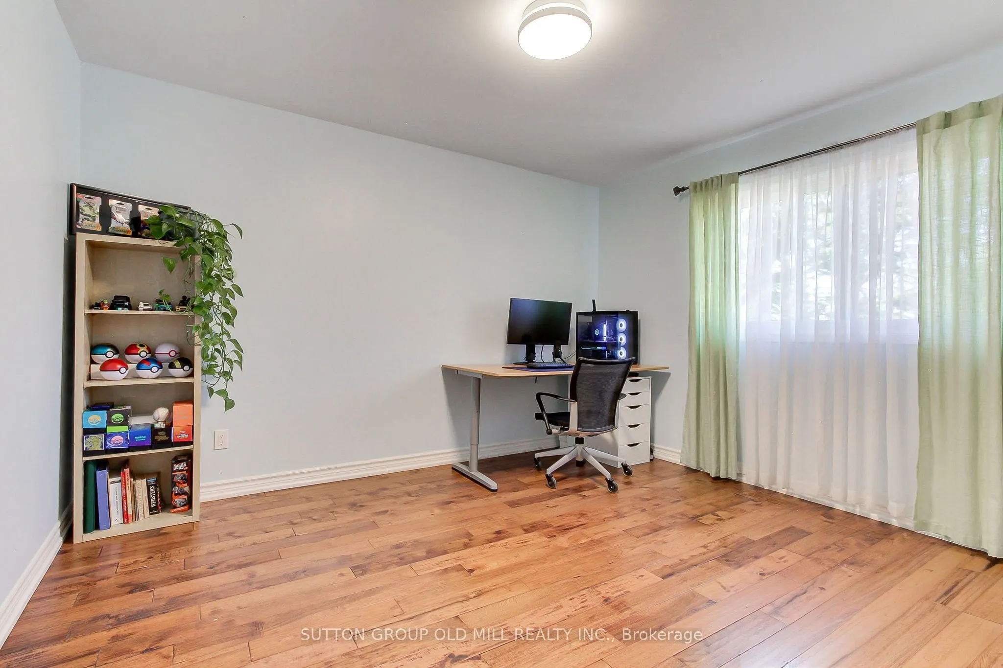 129 Robin Court