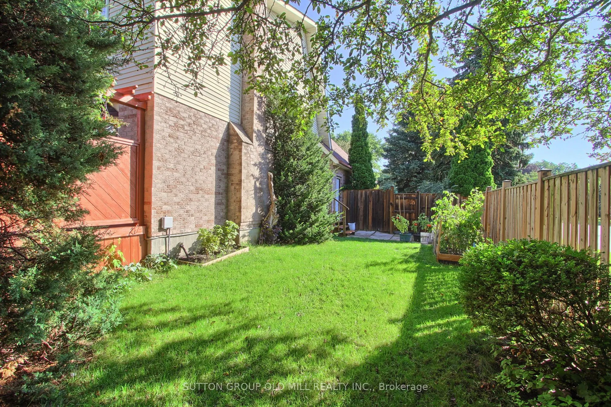 129 Robin Court