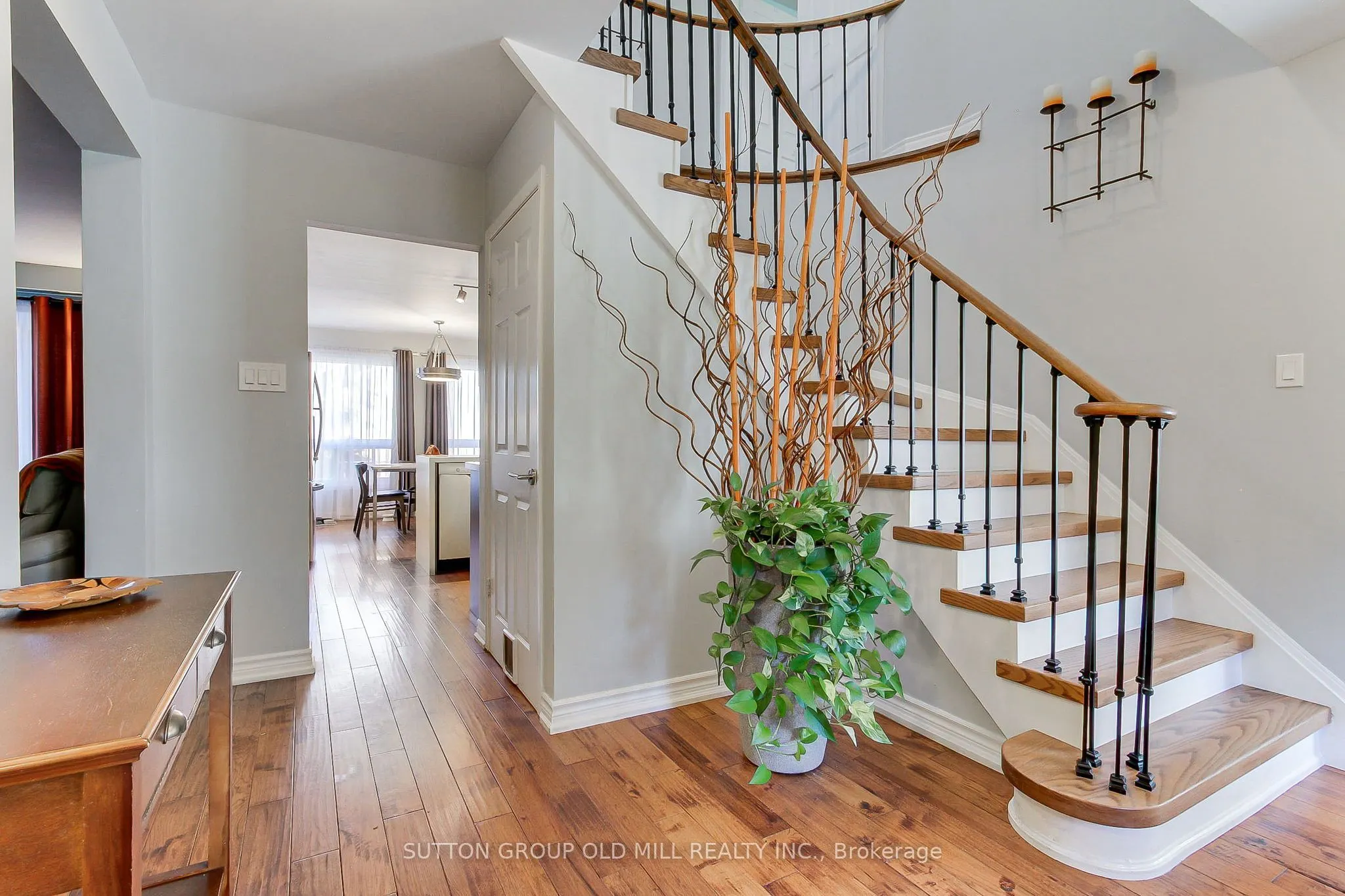 129 Robin Court