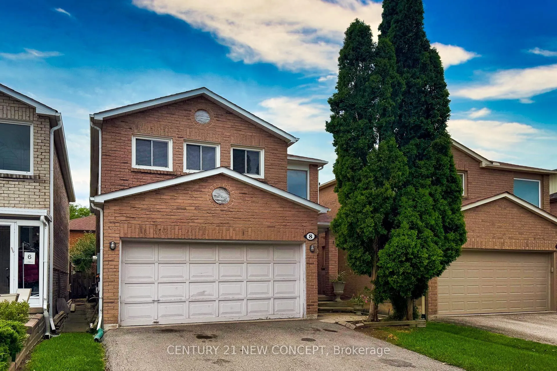 8 Millcroft Way