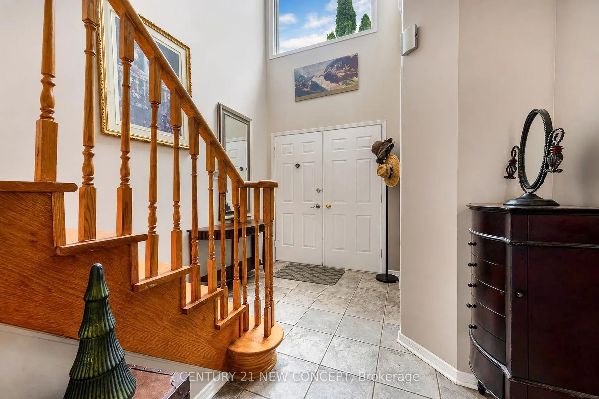 8 Millcroft Way