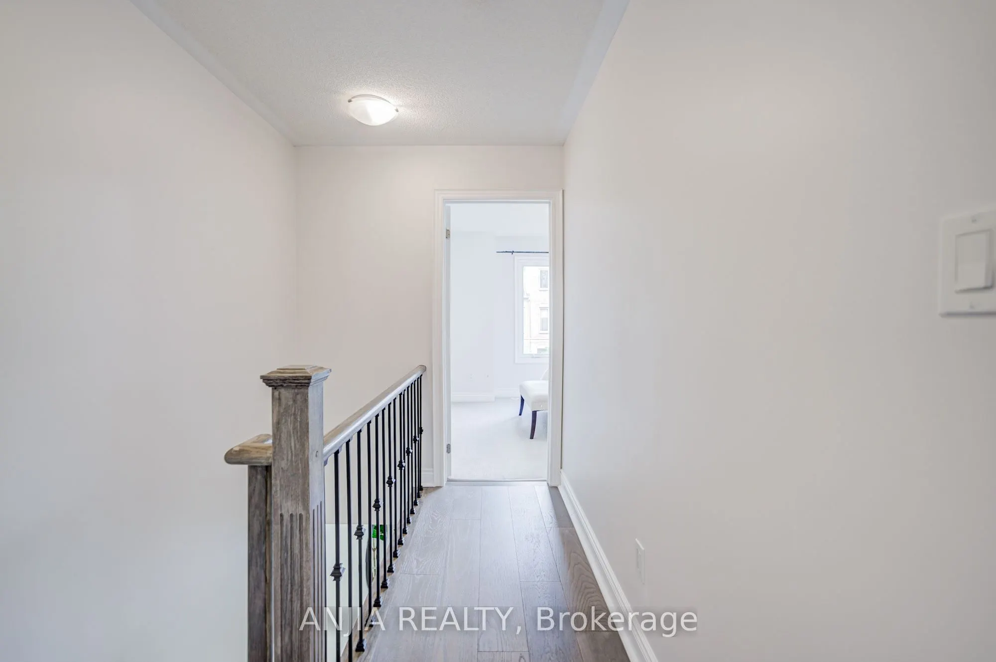 25 Galleria Parkway #23