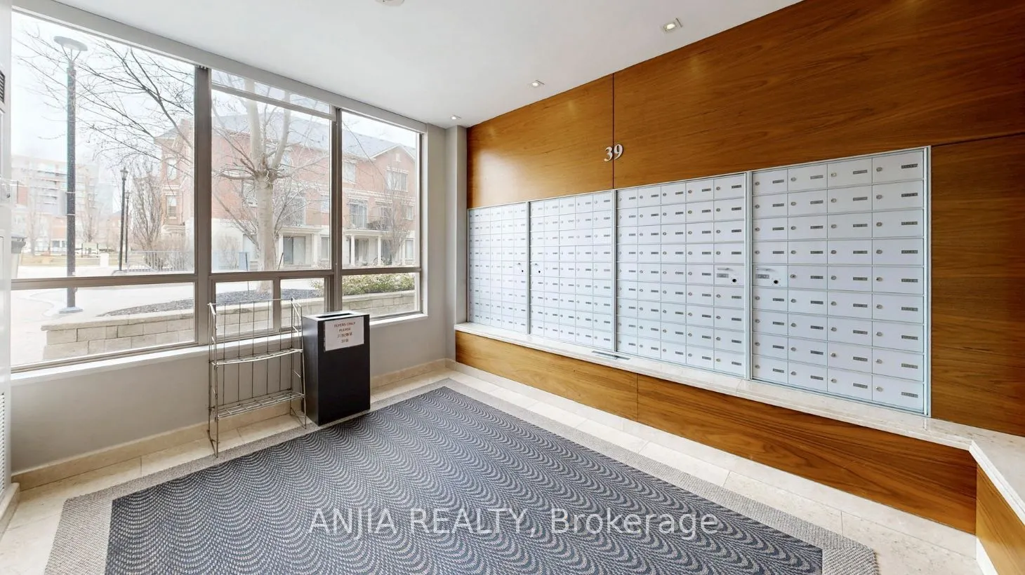 25 Galleria Parkway #23