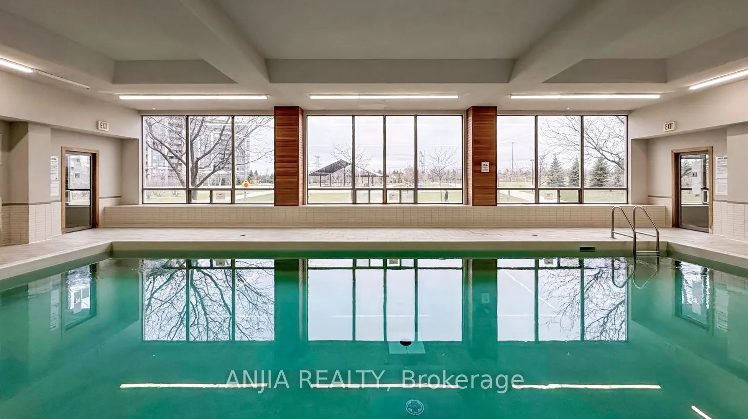 25 Galleria Parkway #23