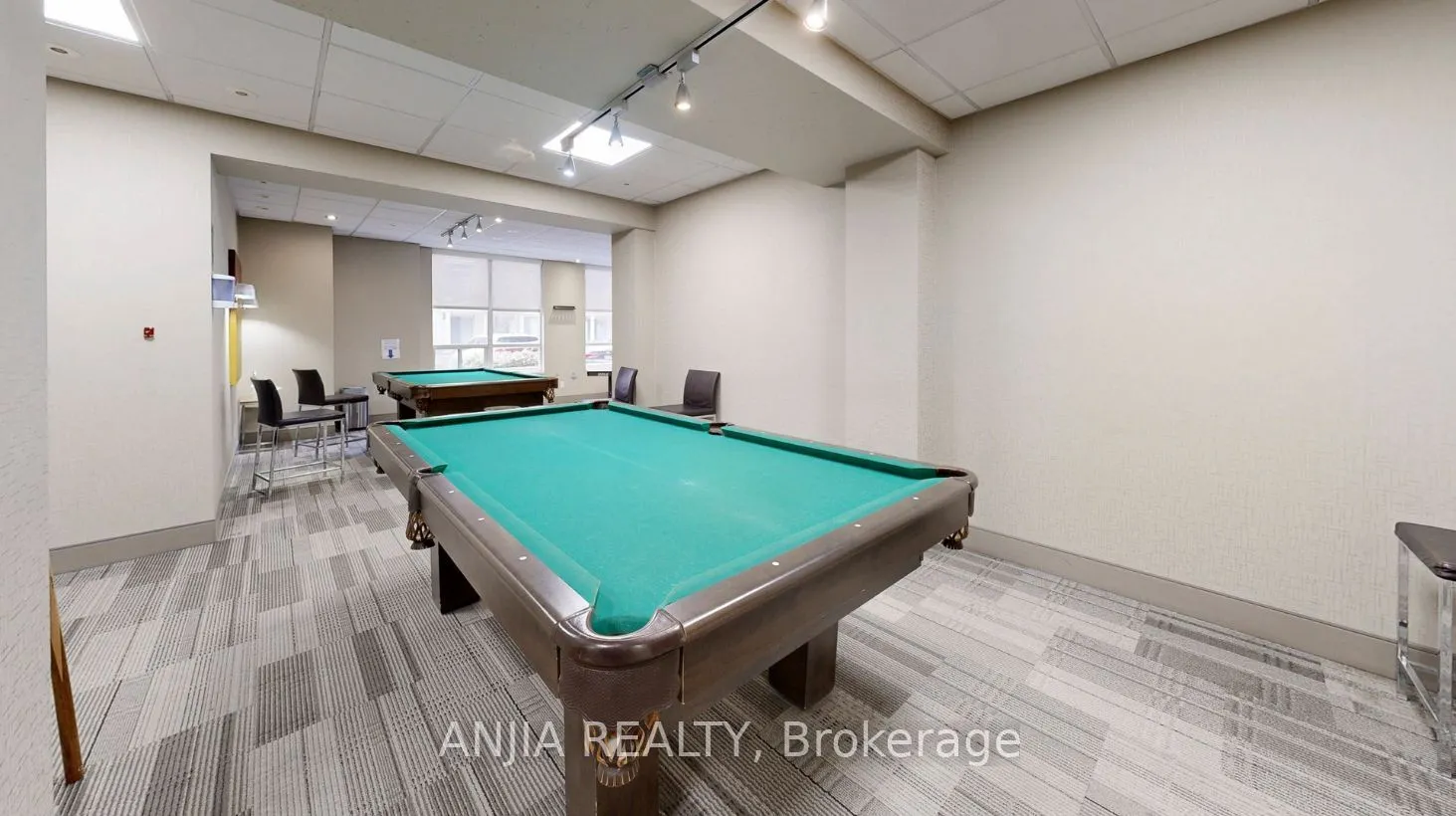 25 Galleria Parkway #23