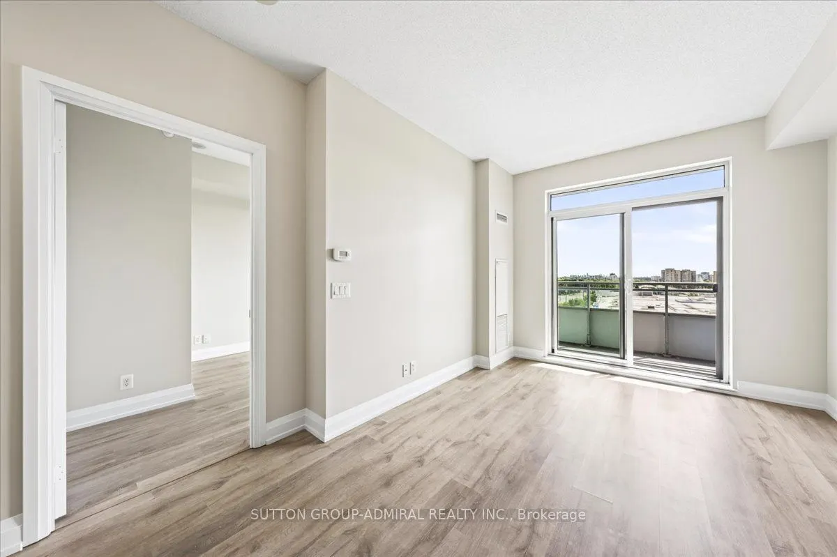 7890 Bathurst Street #806