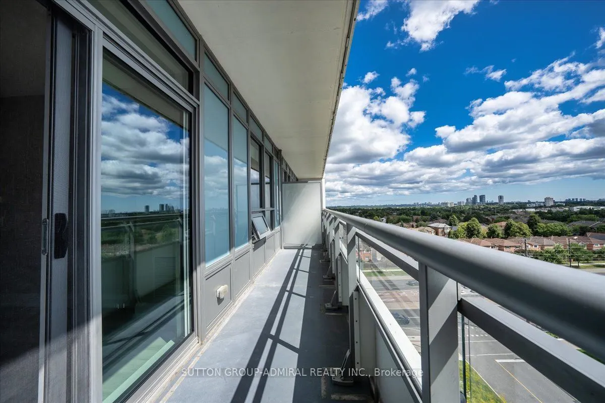 7890 Bathurst Street #806