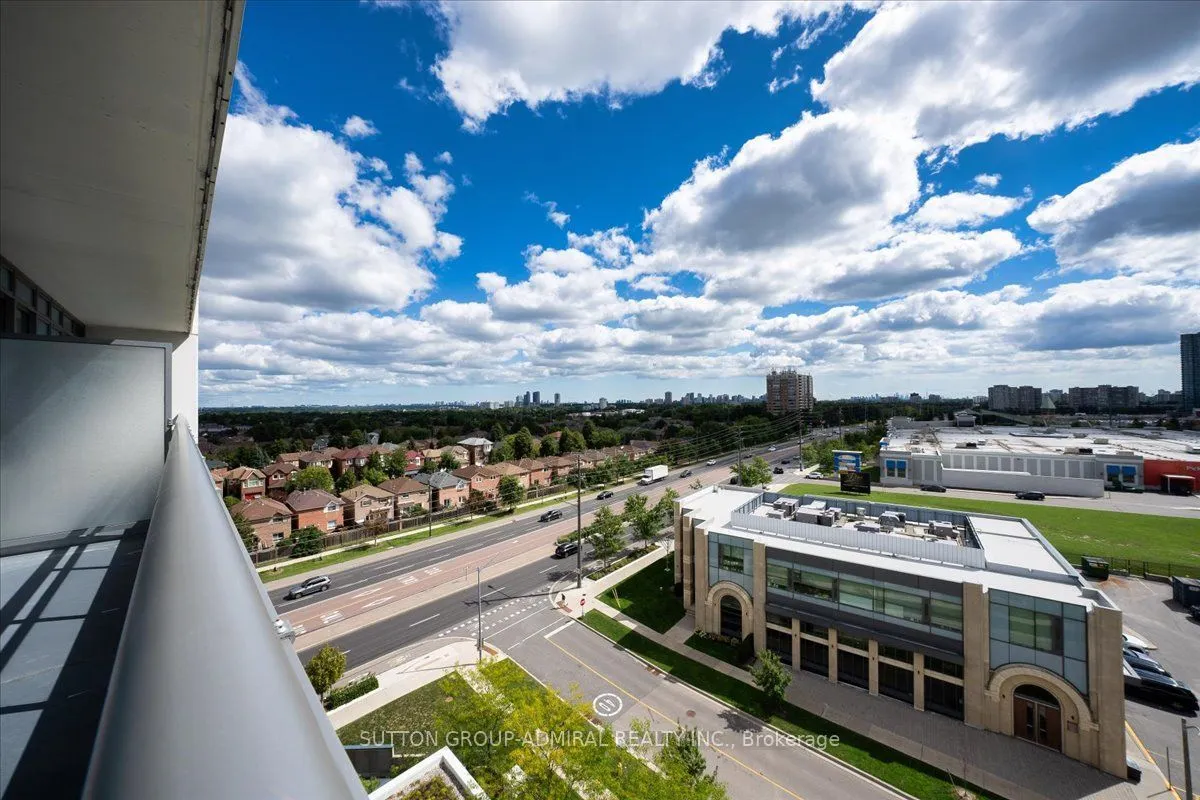 7890 Bathurst Street #806