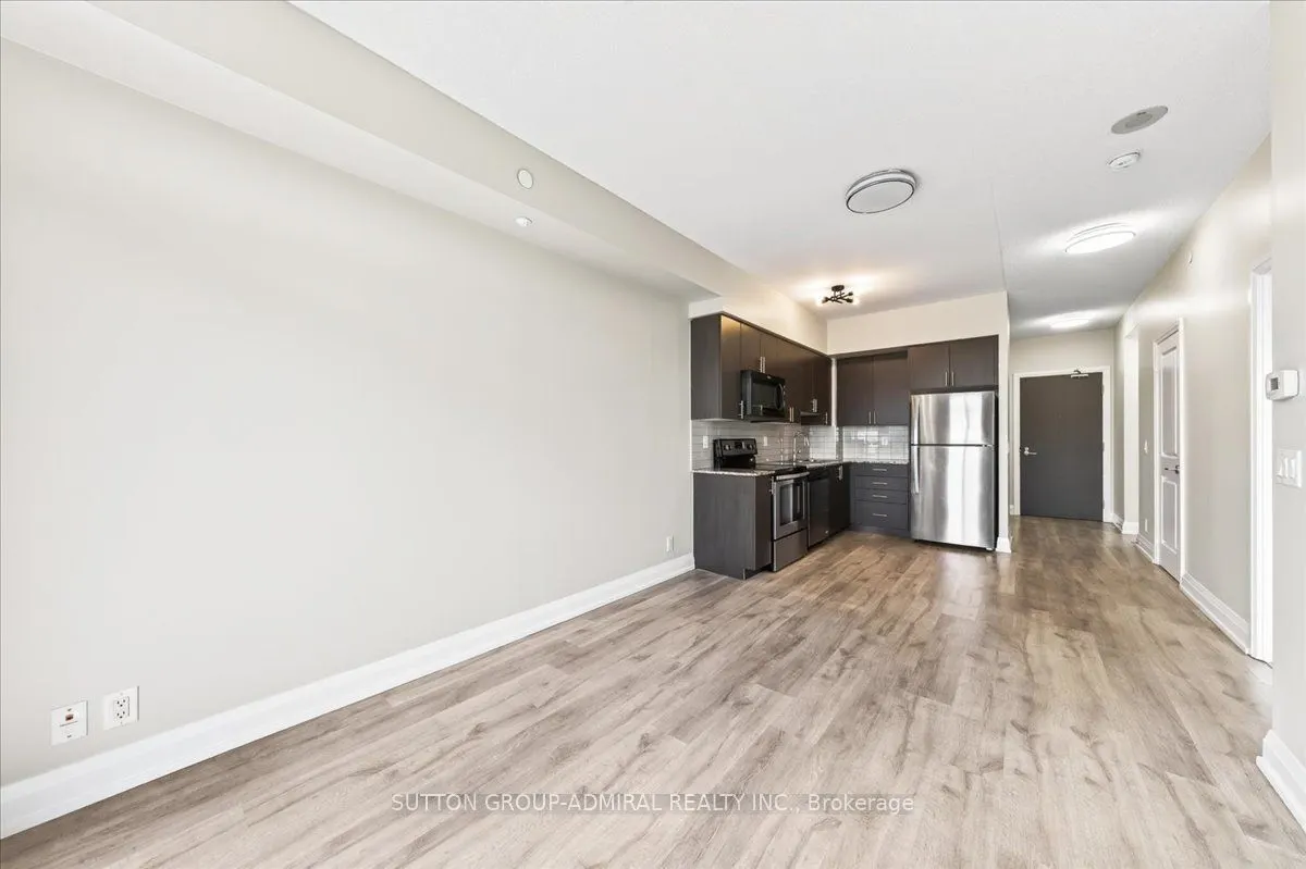 7890 Bathurst Street #806