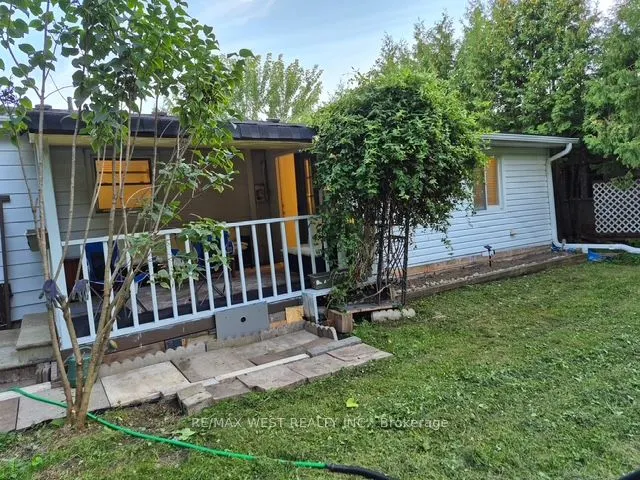 260 MEDINA Drive