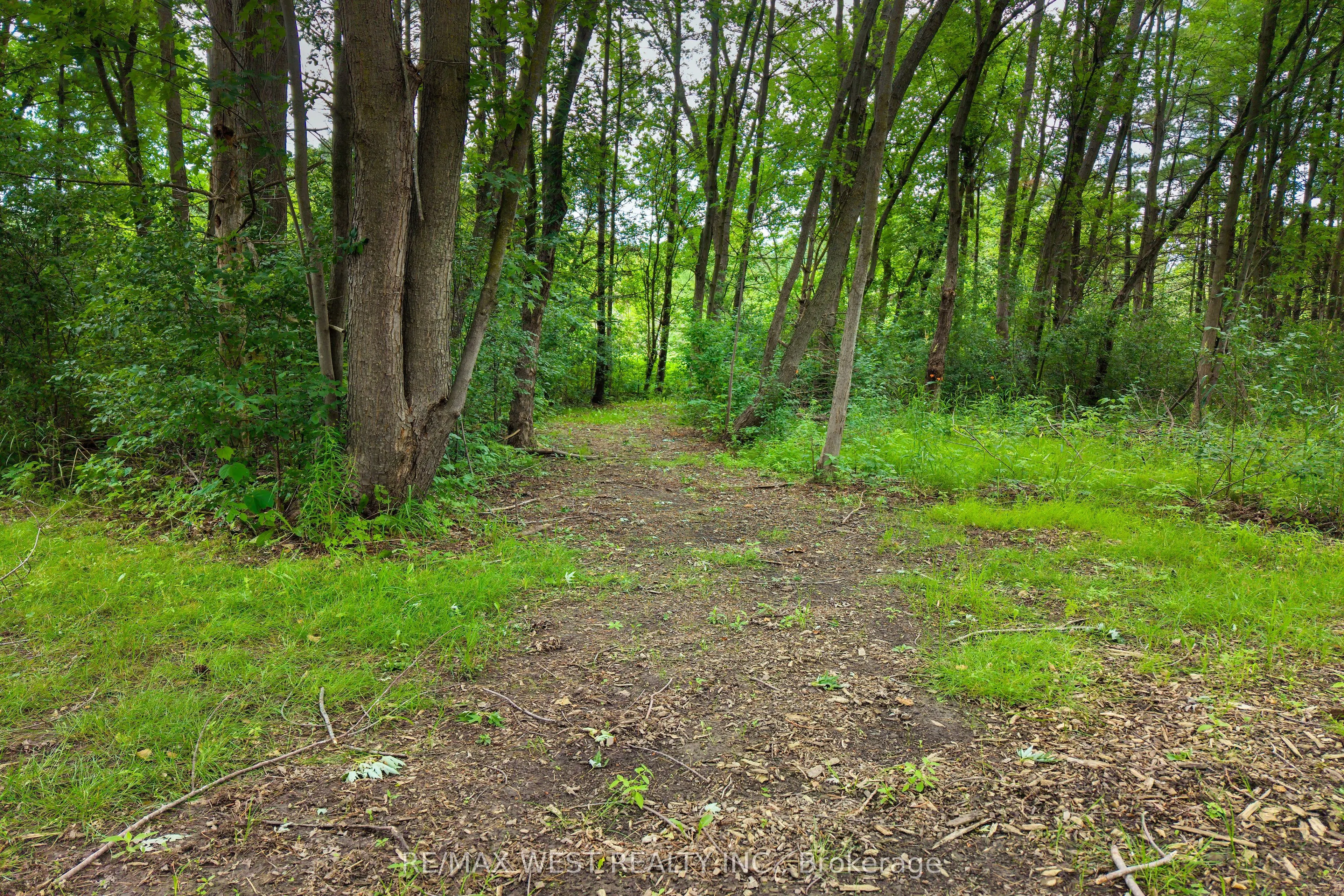 7324 Highway 9 Road S