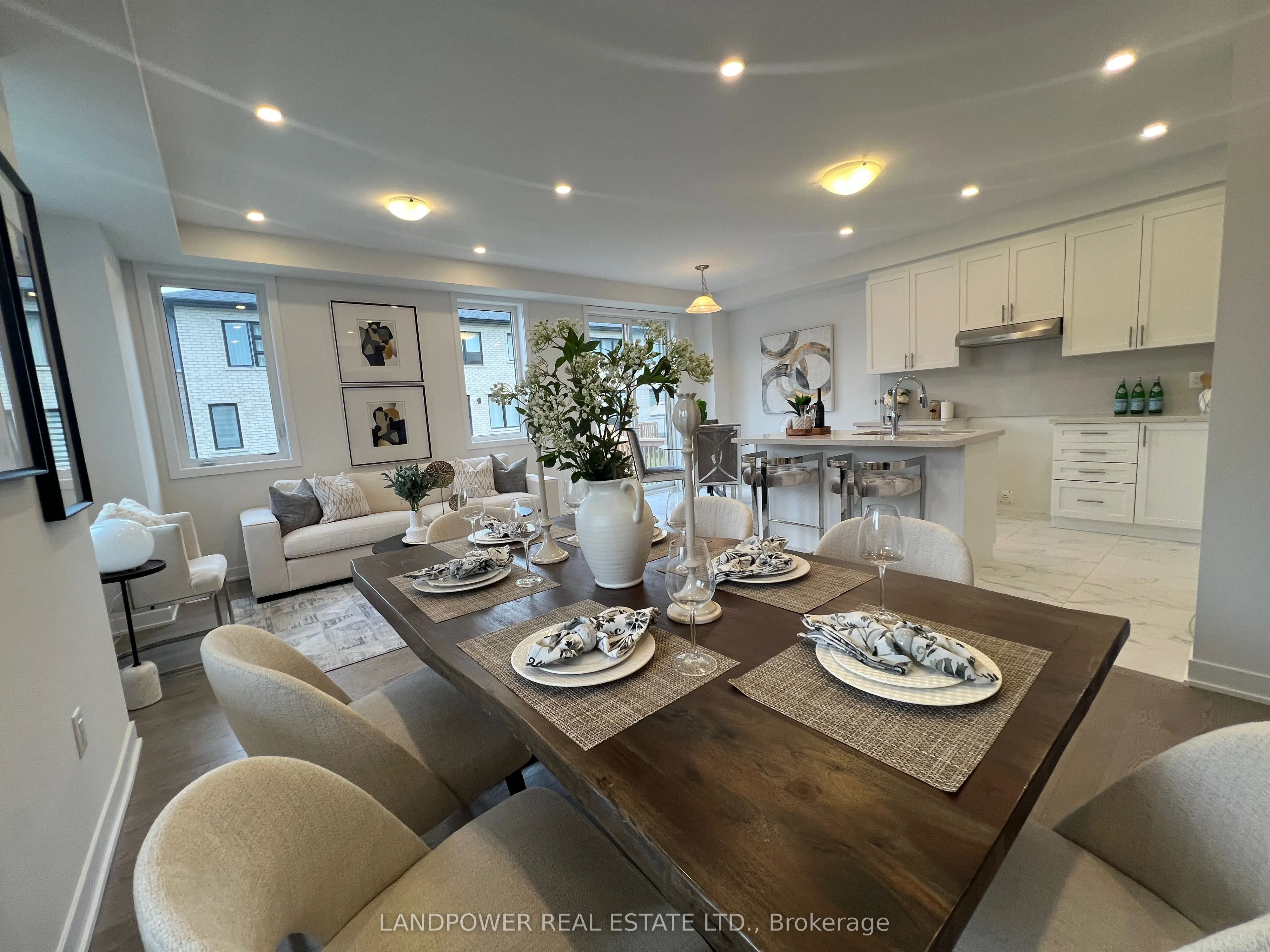 157 Anna Russell Way