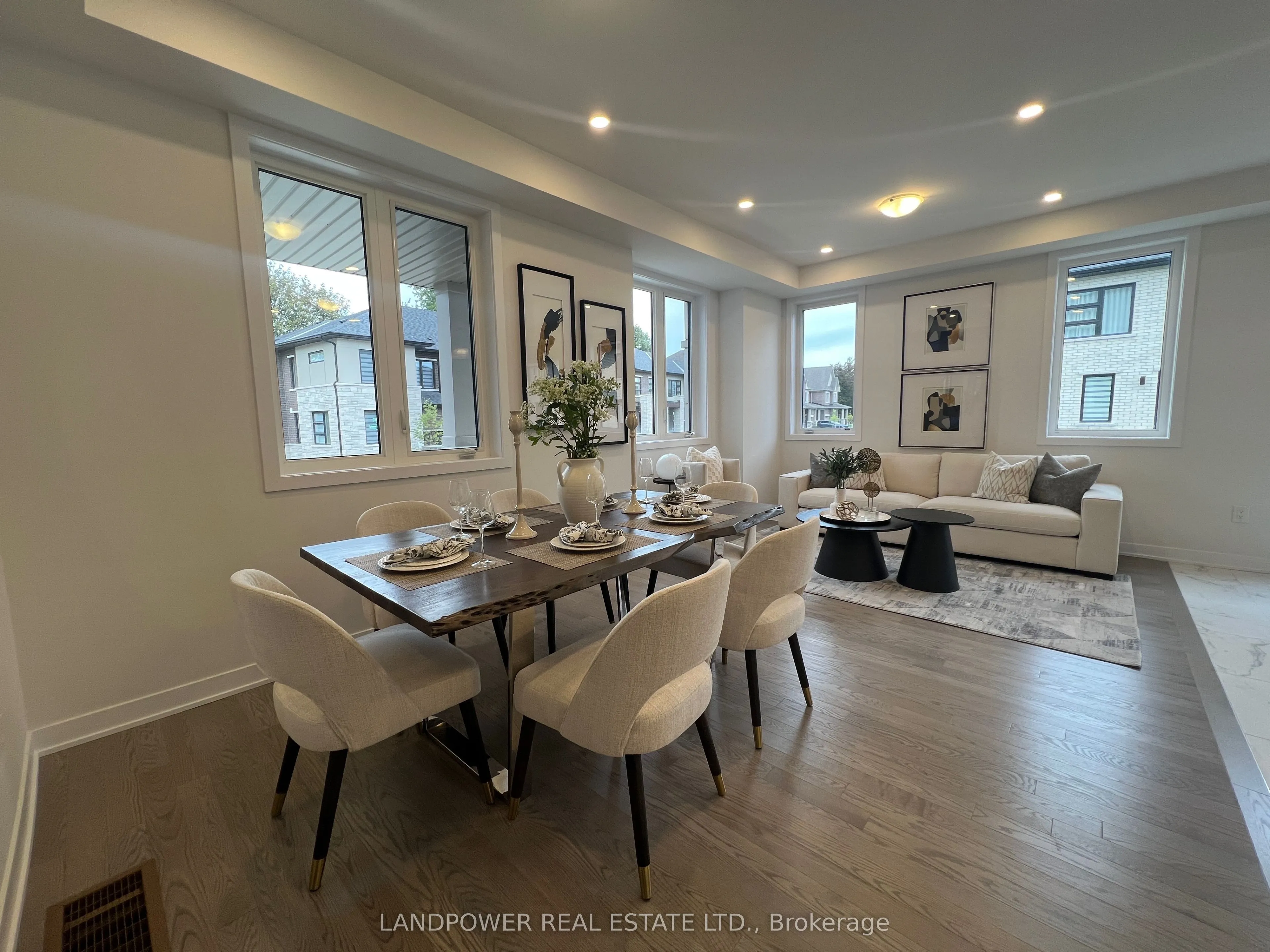 157 Anna Russell Way