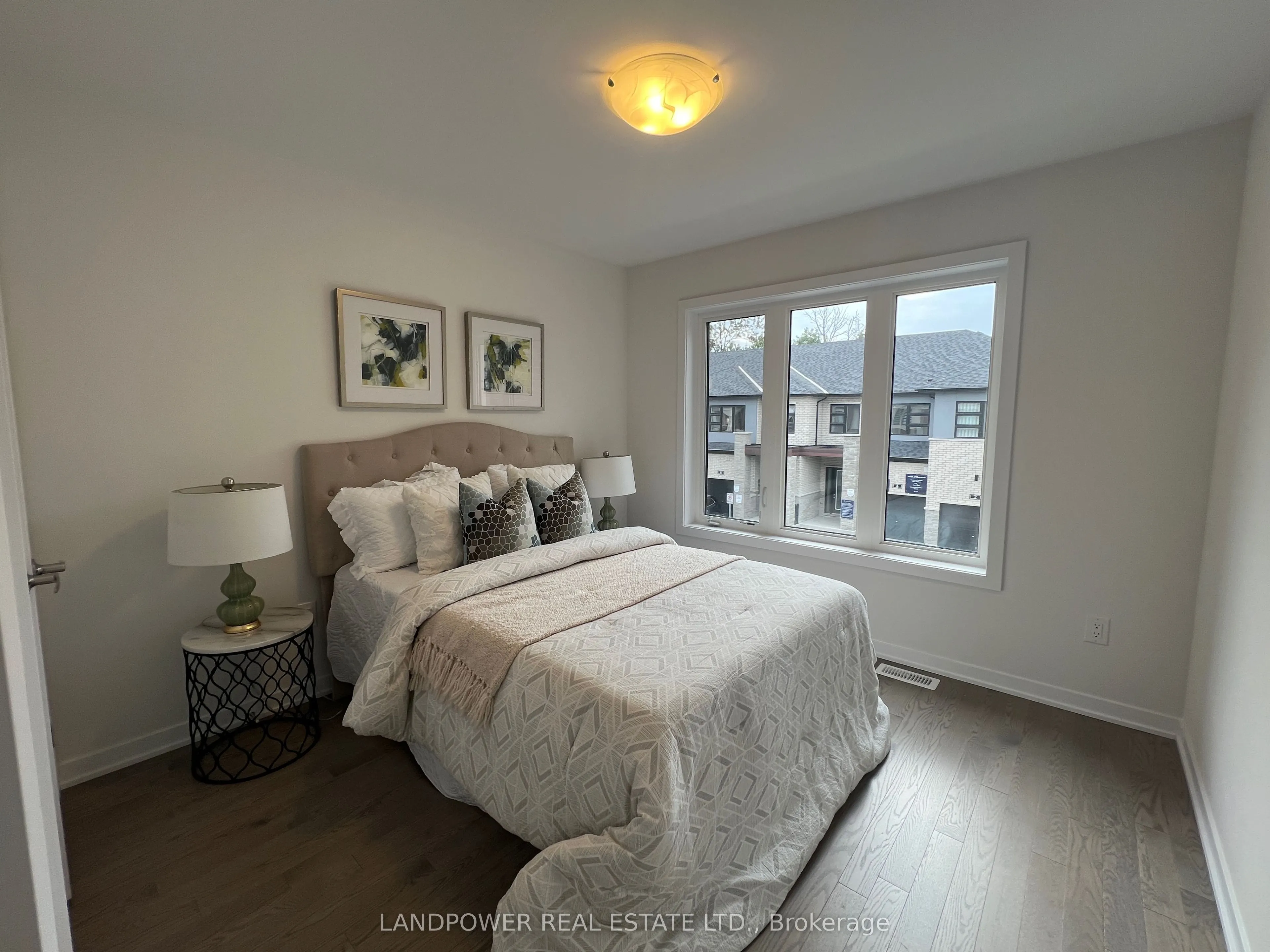 157 Anna Russell Way