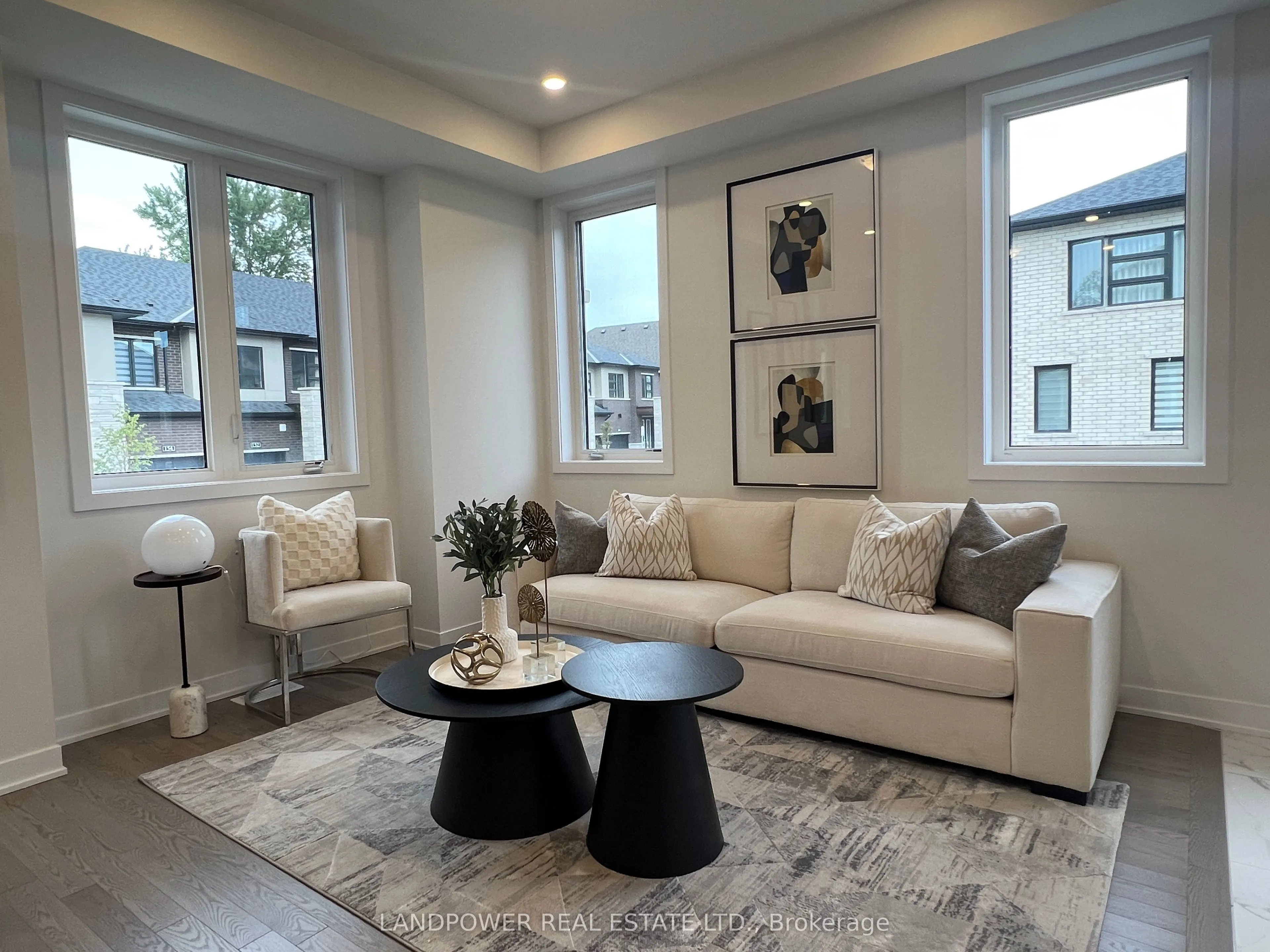 157 Anna Russell Way