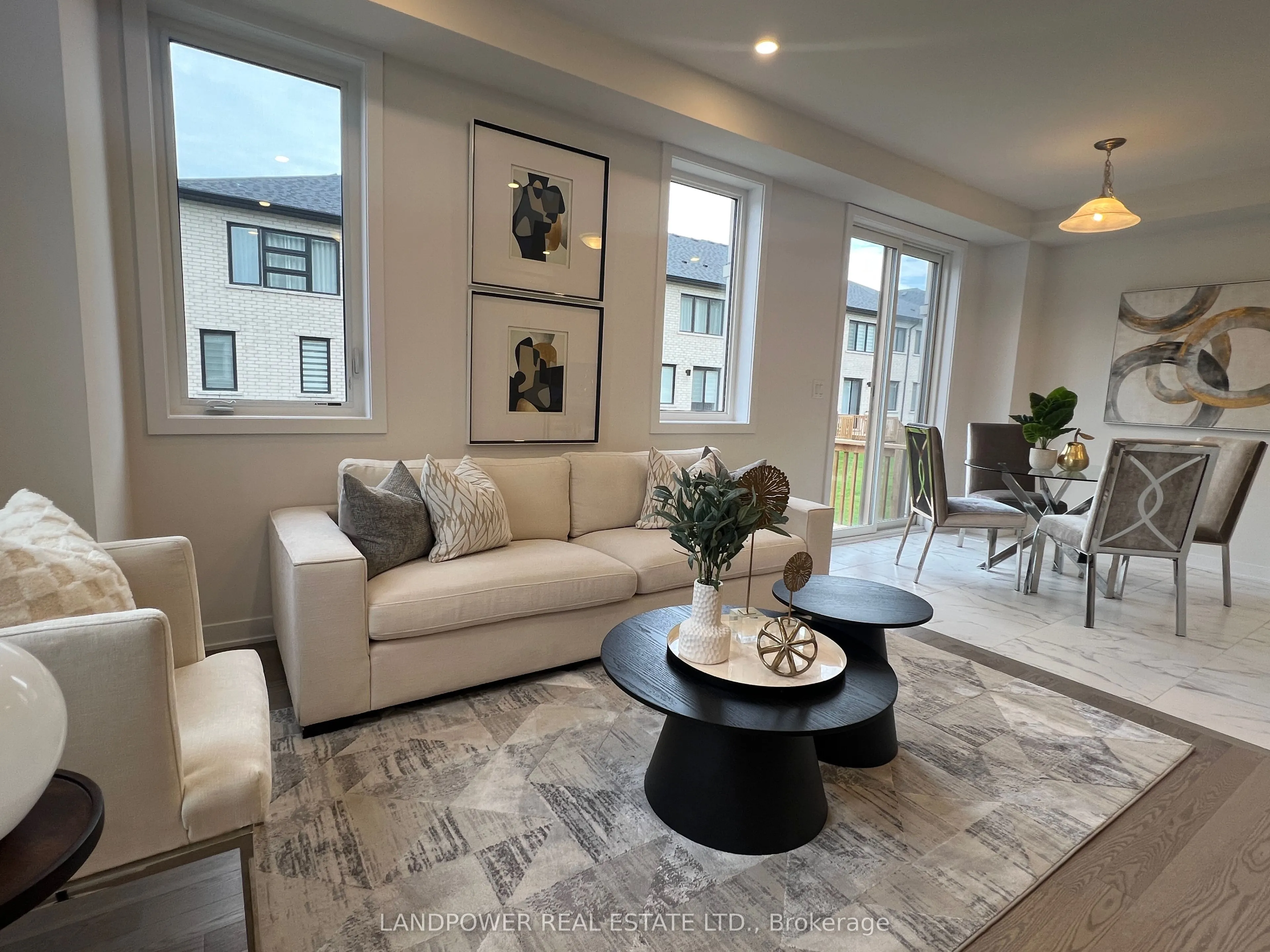 157 Anna Russell Way